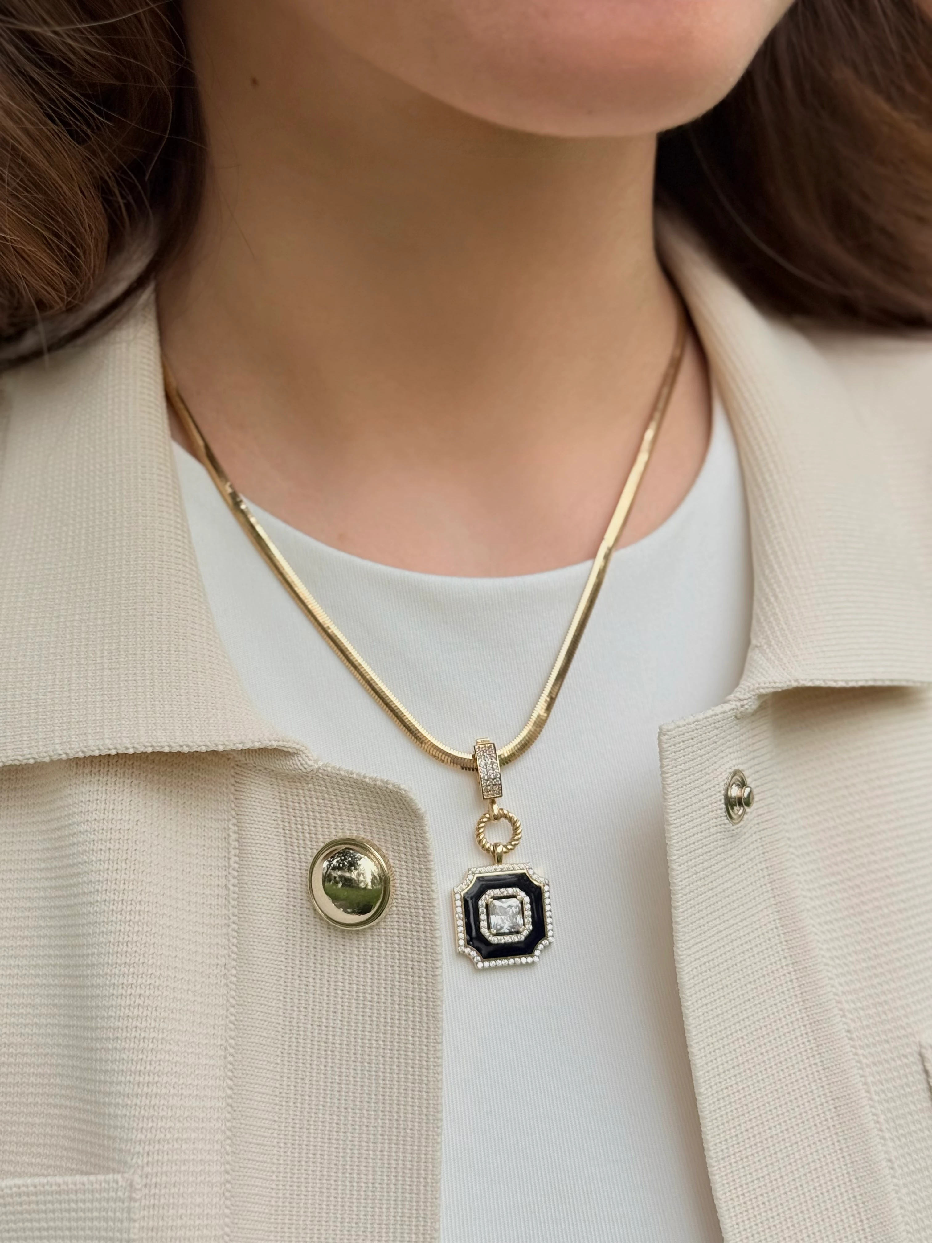 Selen Siyah Mineli Altın Kolye Ucu