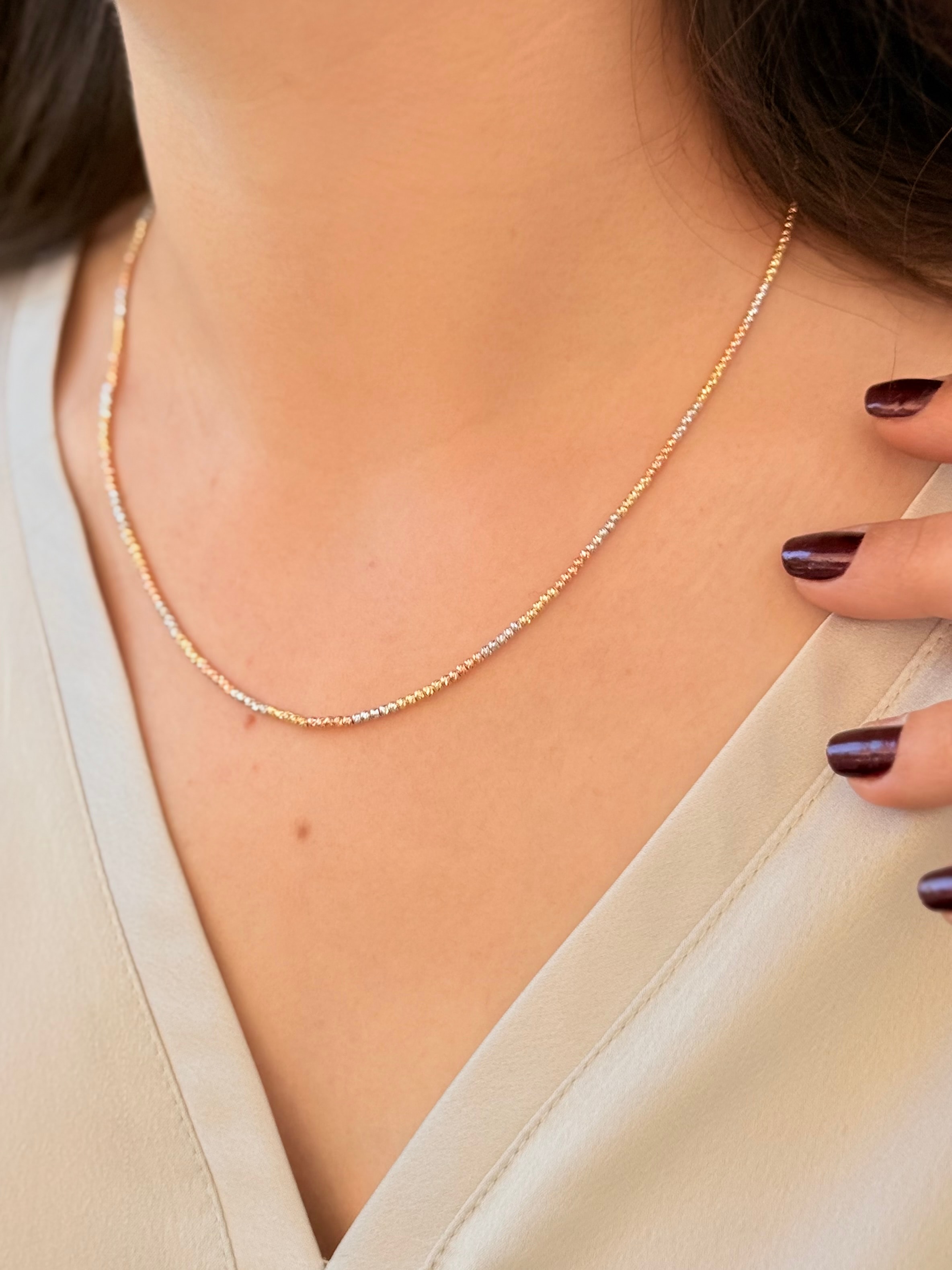 Minimal Dorikalı Altın Kolye