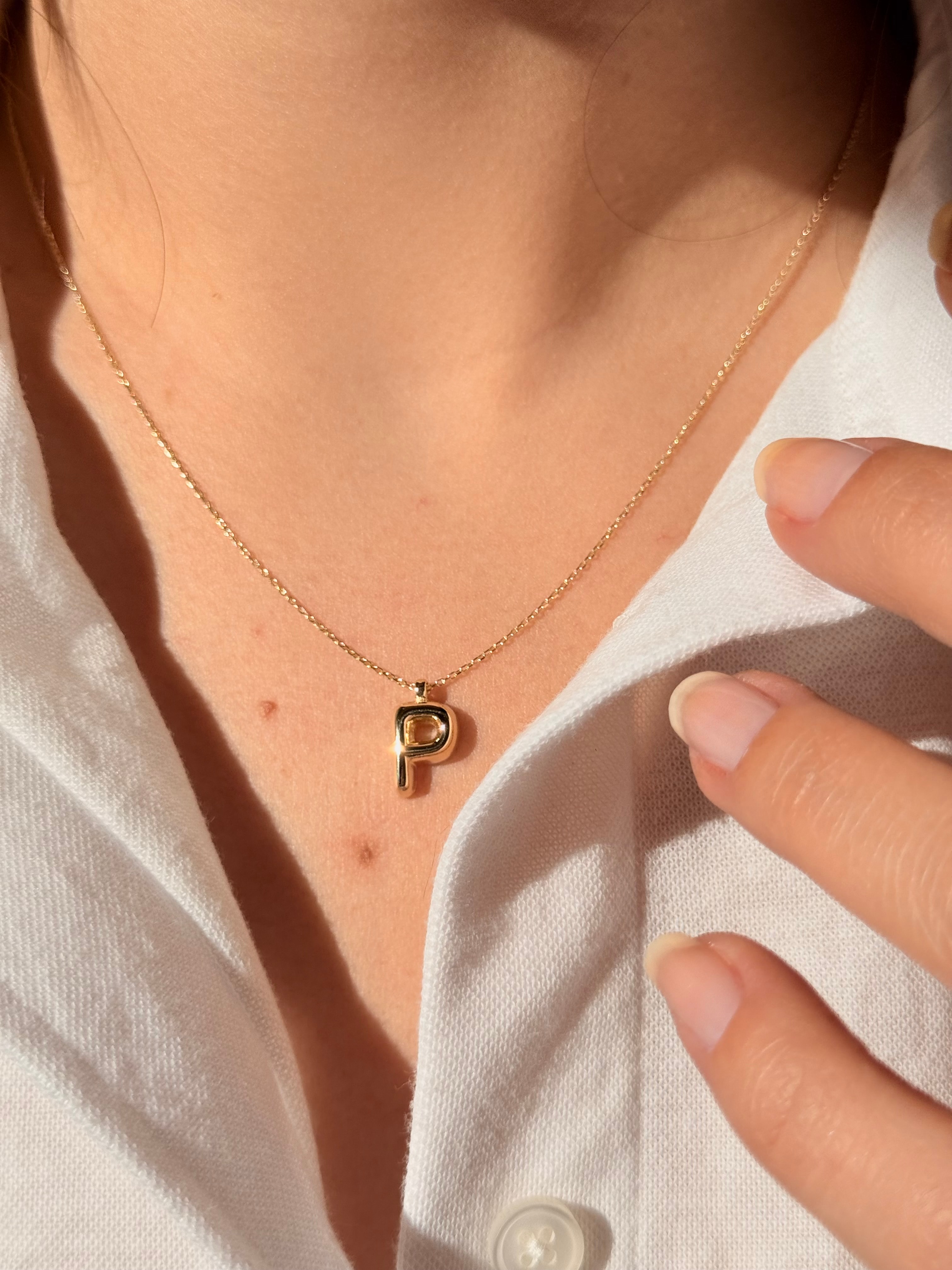 "P" Balon Harf Altın Kolye