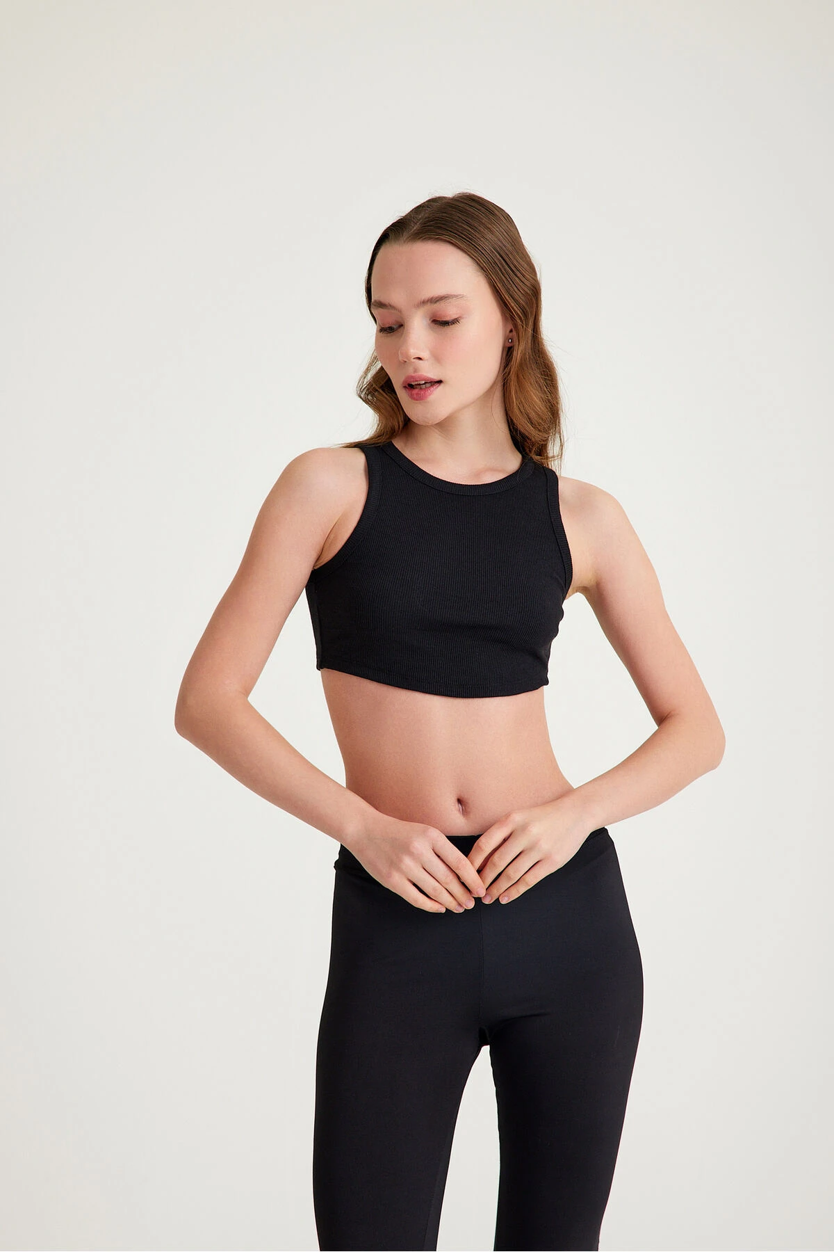 Mh Askılı Sporcu Crop