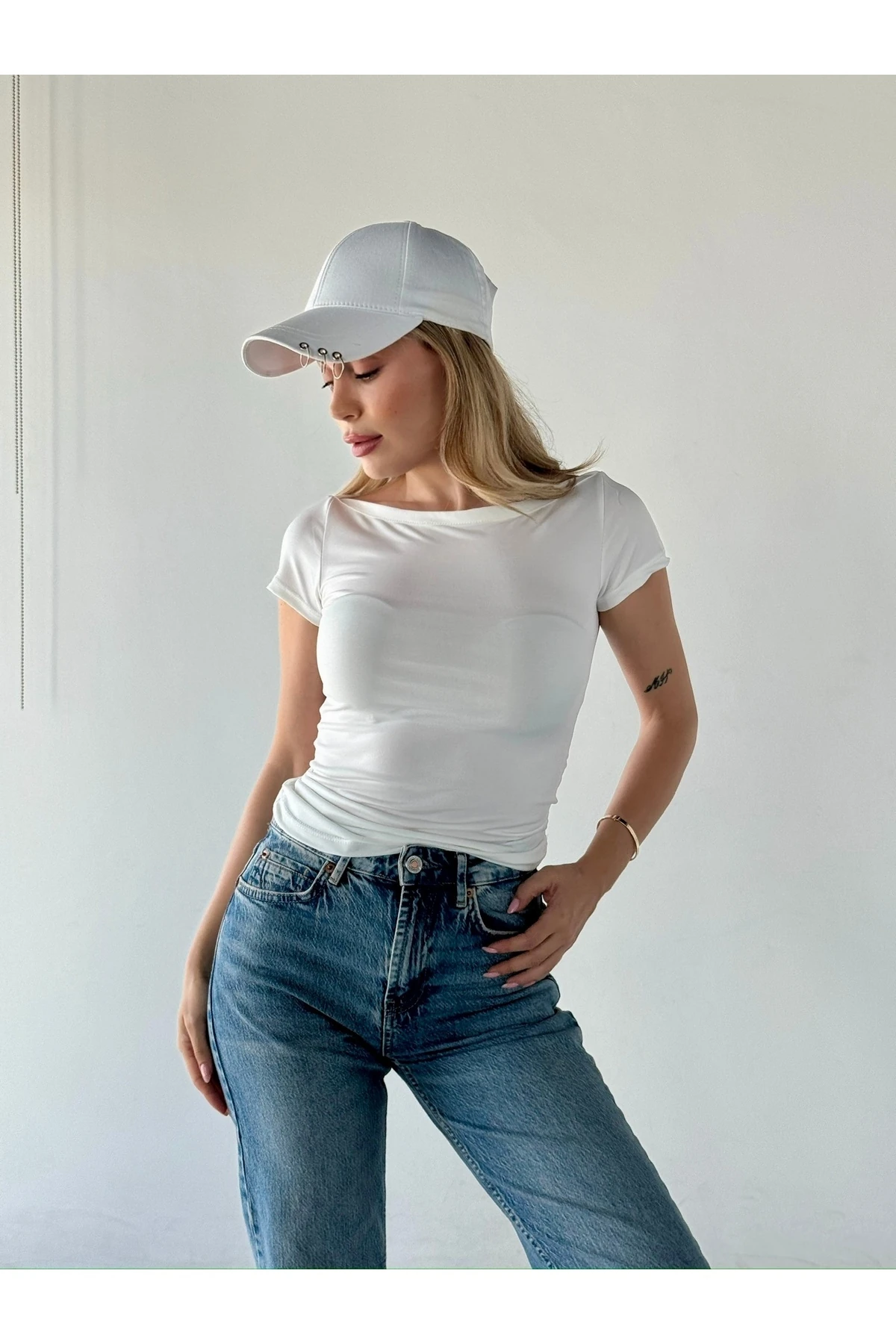 Mh Transparan Kısa Kol Kayık Yaka Body