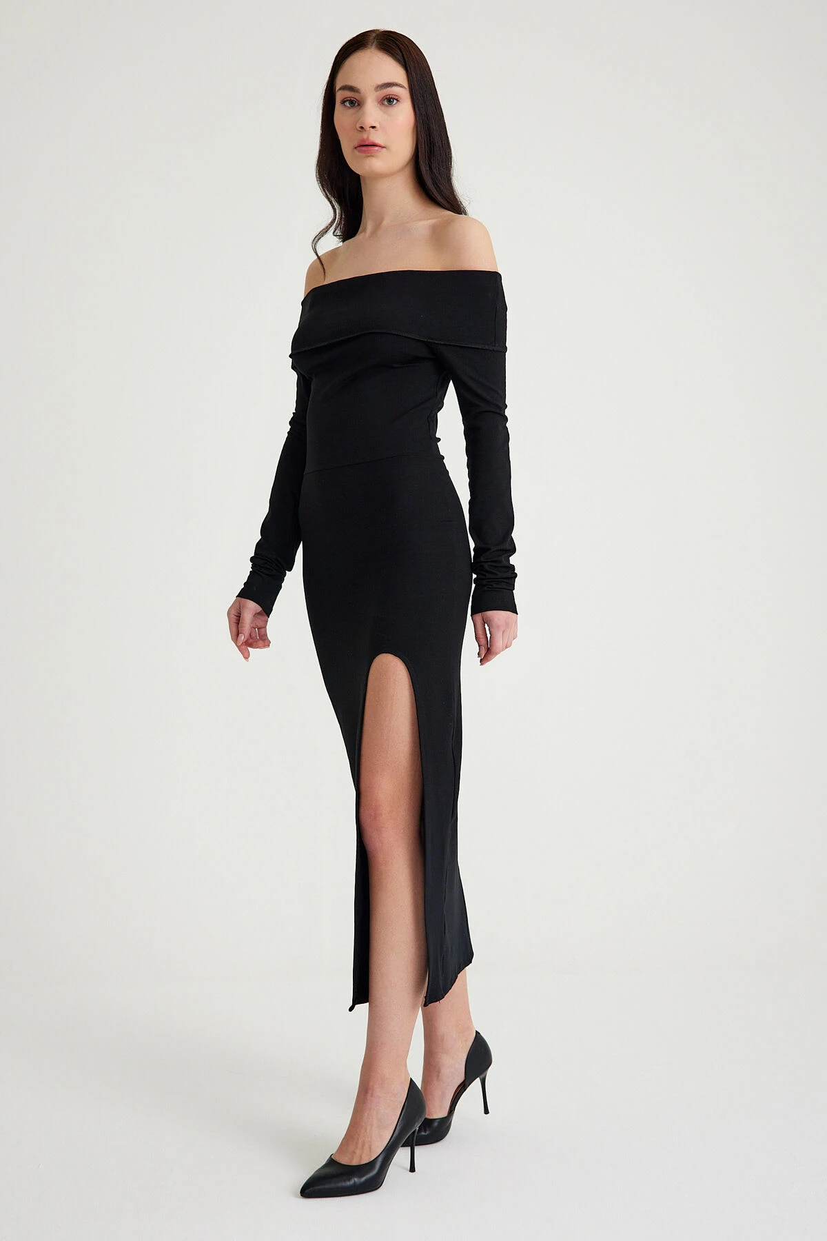 Mh Madonna Yaka Derin Yırtmaçlı Elbise