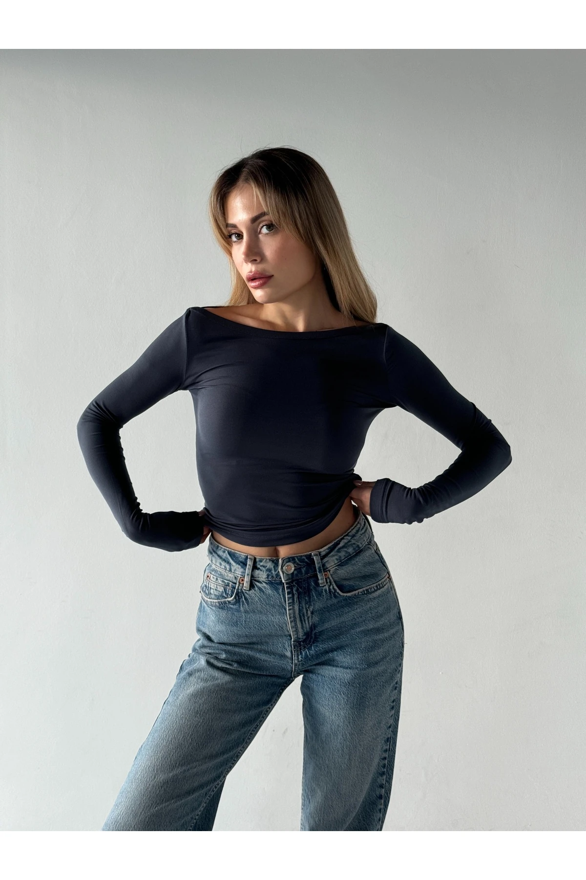 Mh Kayık Yaka Antrasit Body