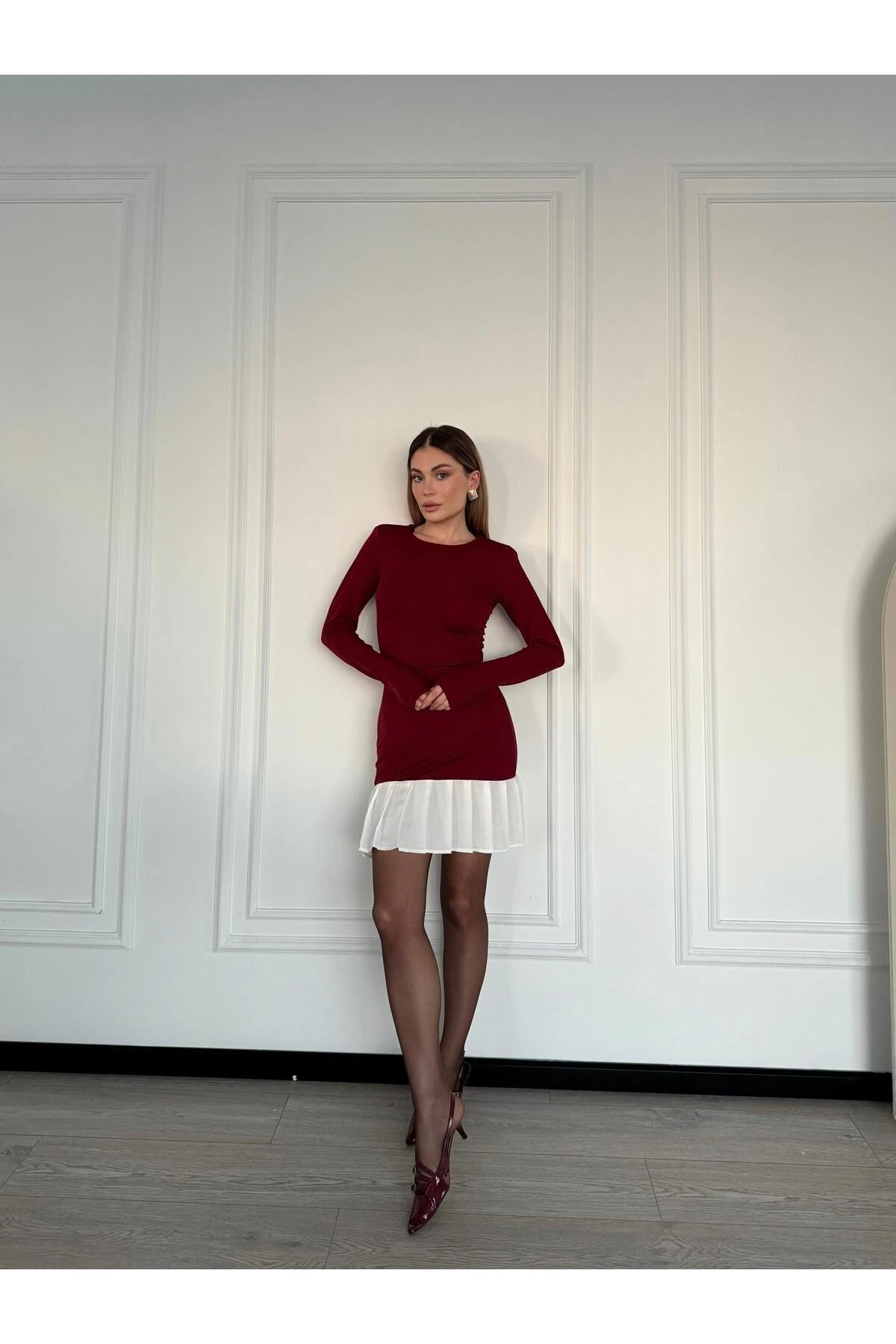 KIRMIZI PİLELİ MİNİ ELBİSE