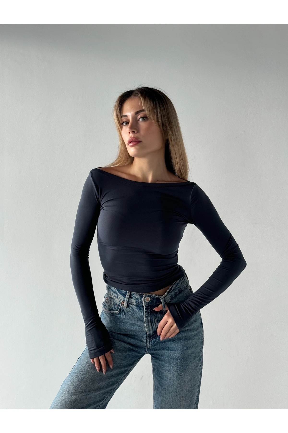 Mh Kayık Yaka Antrasit Body