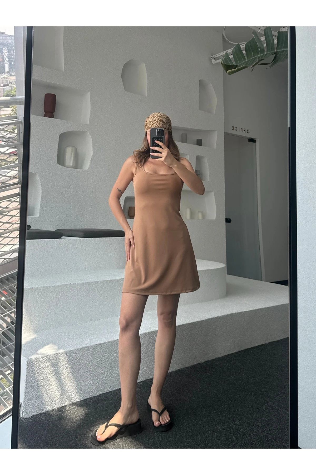 Kalın Askılı Mini Çan Elbise