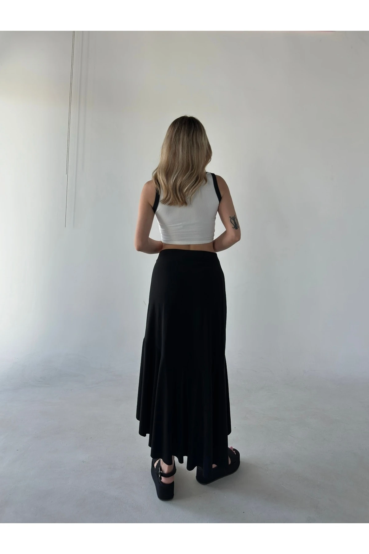 Mh Asimetrik Siyah Etek