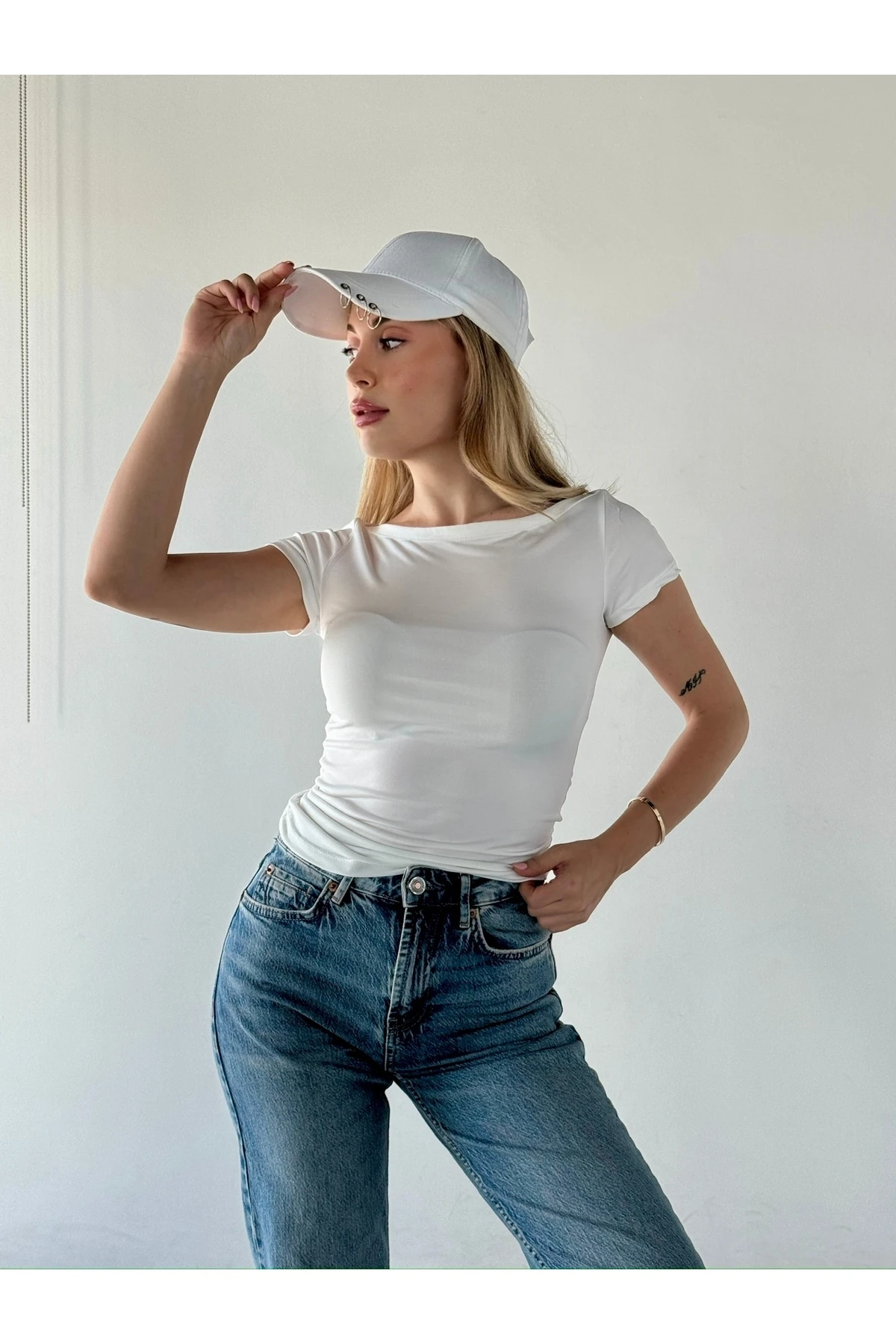 Mh Transparan Kısa Kol Kayık Yaka Body