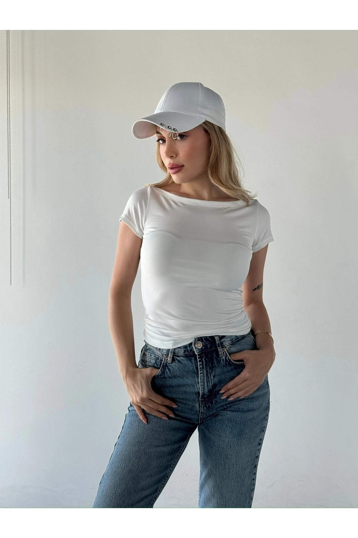 Mh Transparan Kısa Kol Kayık Yaka Body