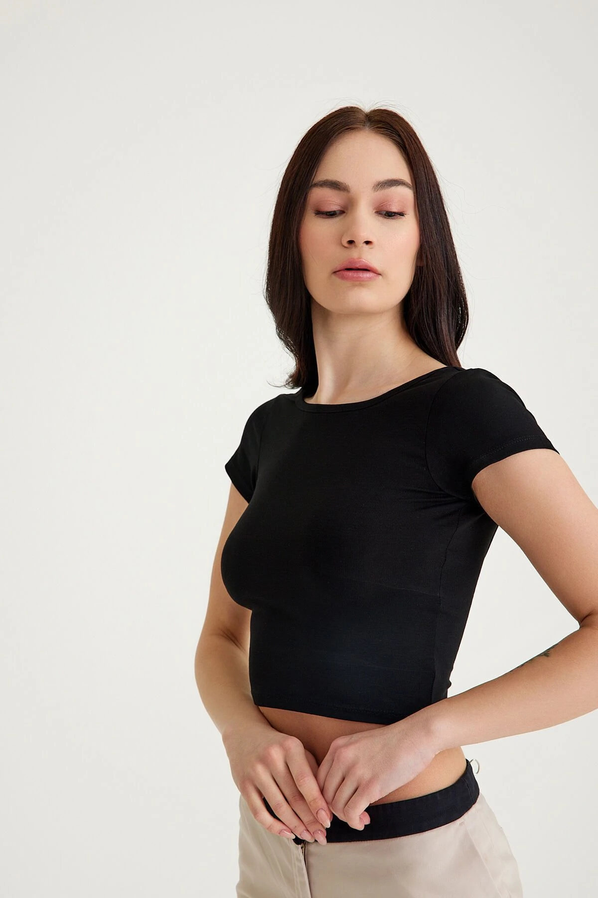 Mh Sırt Dekolteli Crop