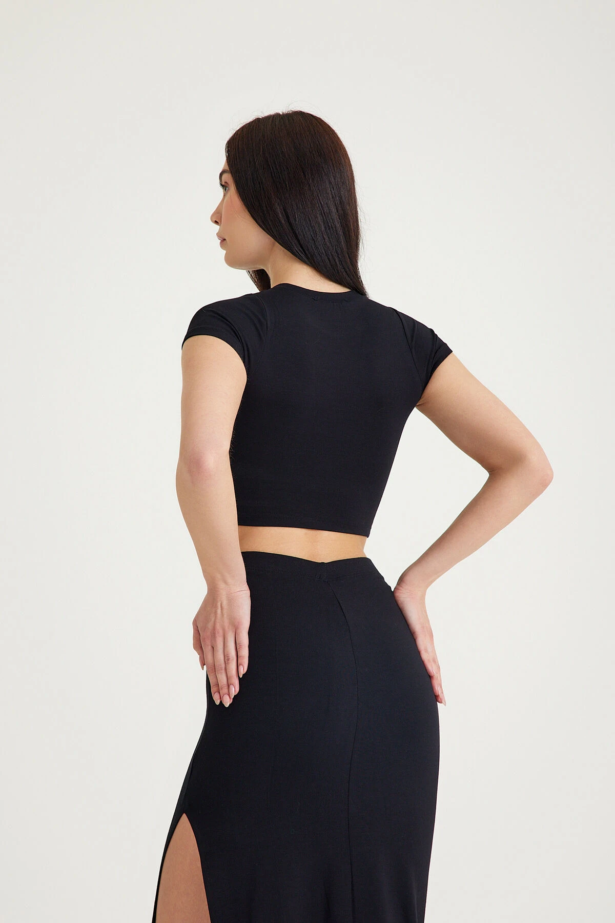 Mh Classy Derin Yırtmaçlı Etek