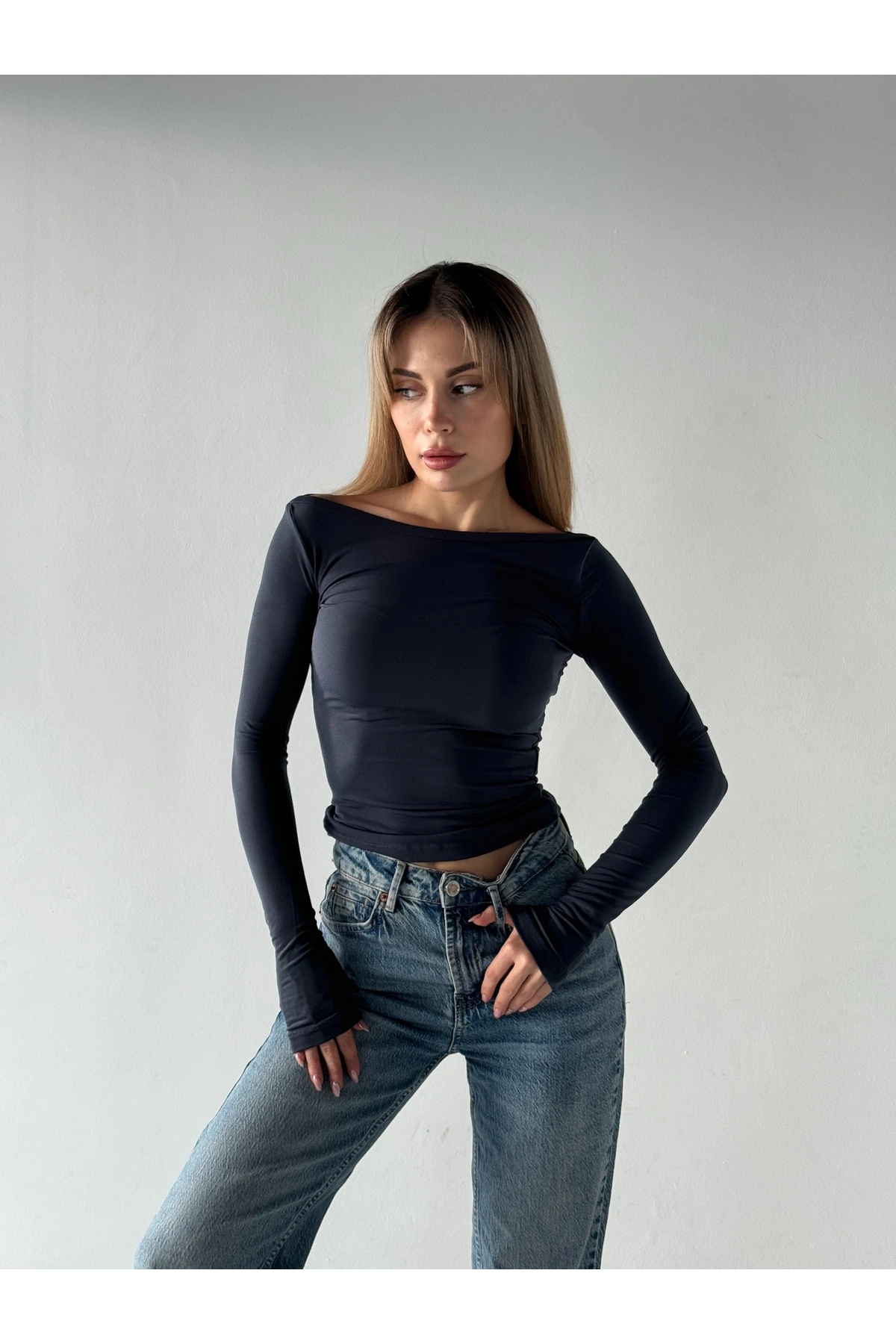 Mh Kayık Yaka Antrasit Body