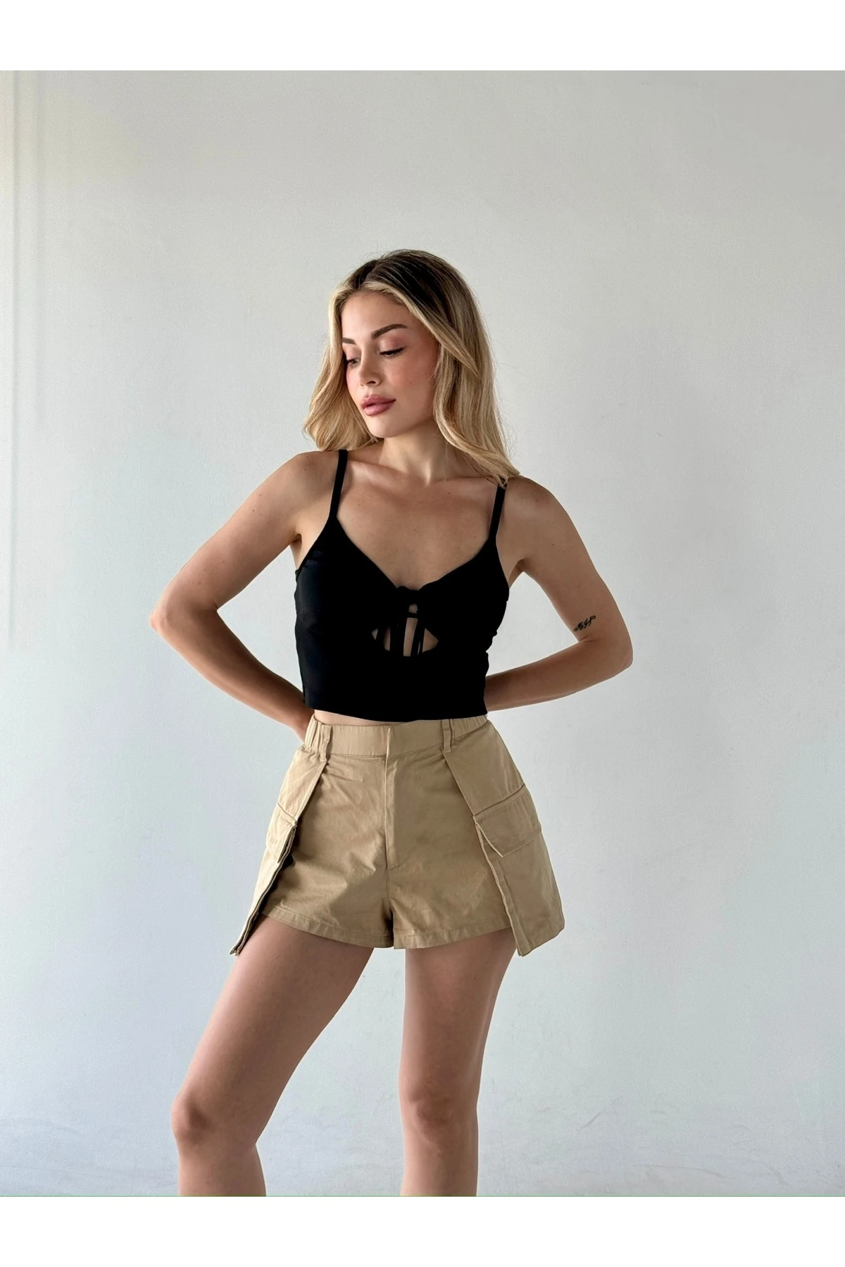 Mh Göğüs Detaylı Crop