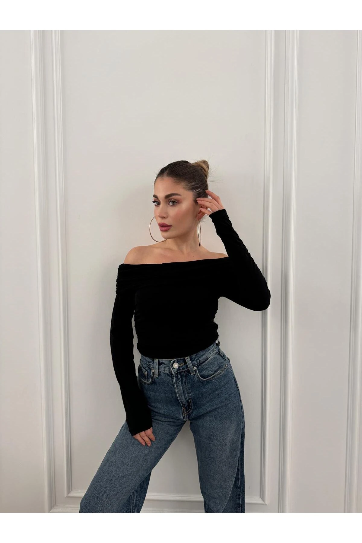 Madonna Yaka Uzun Kollu Kadın Bluz Siyah