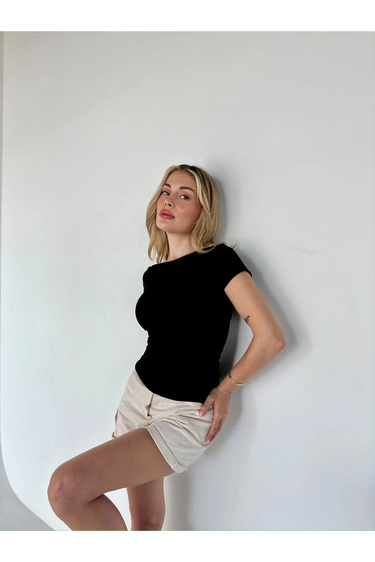 Mh Kısa Kollu Kayık Yaka