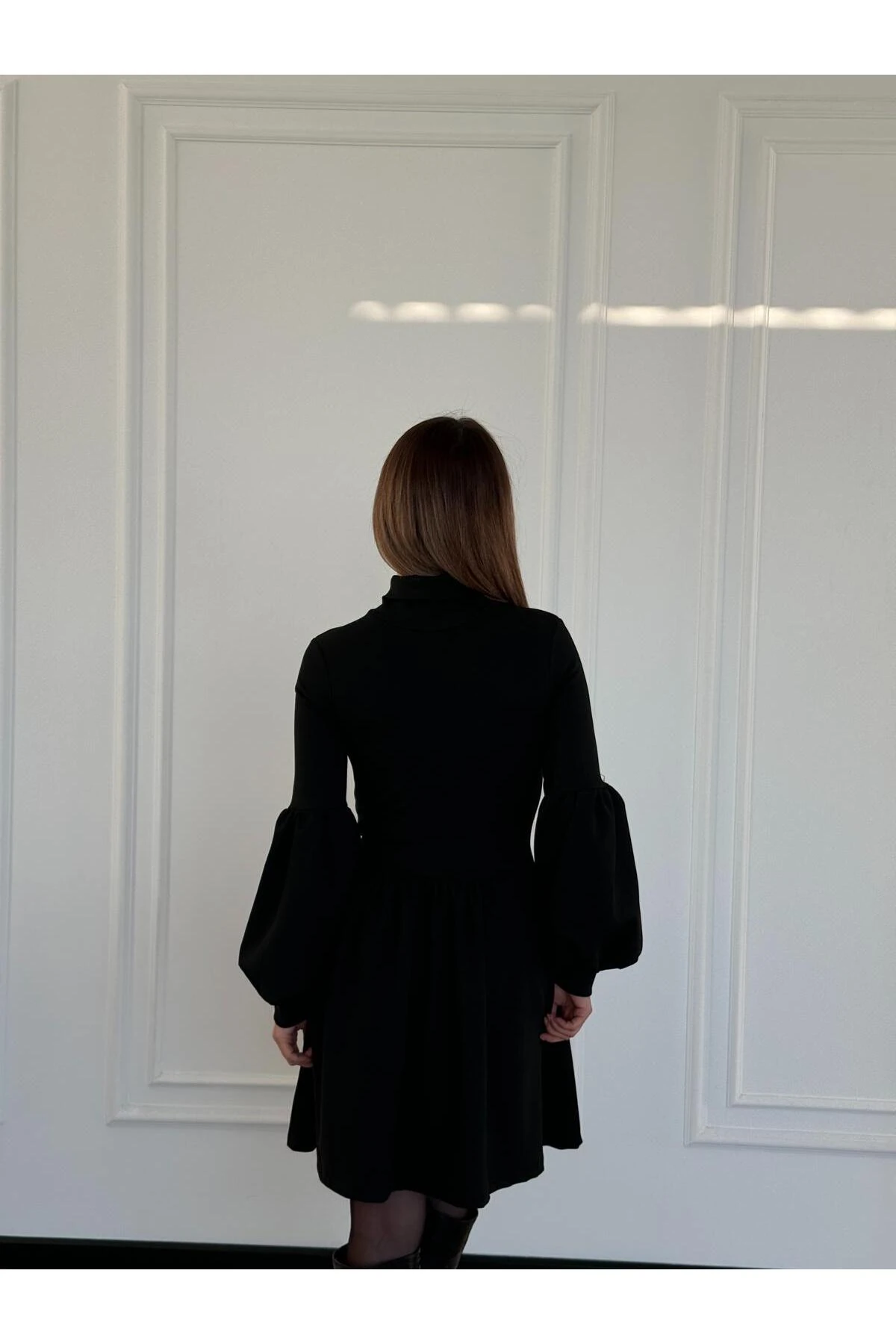 BALIKÇI YAKA VOLENLİ ELBİSE