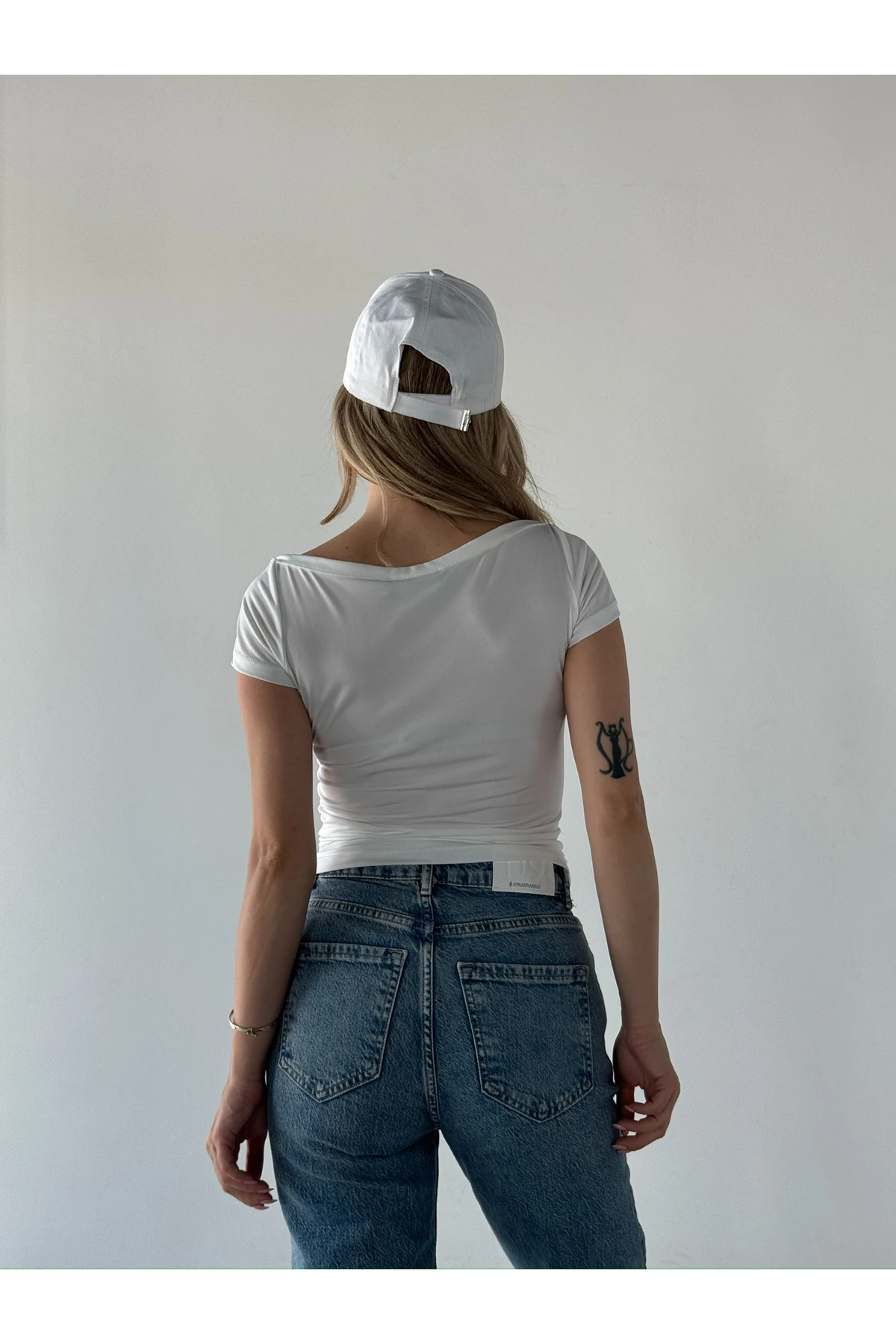 Mh Transparan Kısa Kol Kayık Yaka Body