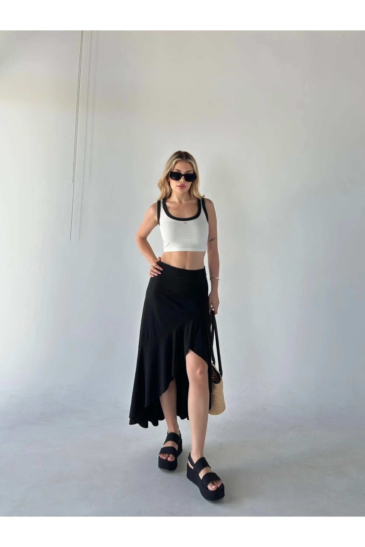 Mh Asimetrik Siyah Etek