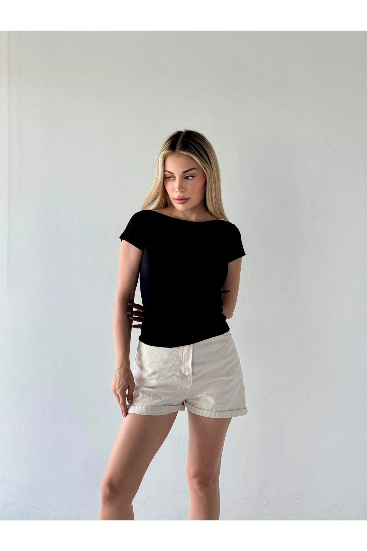 Mh Kısa Kollu Kayık Yaka