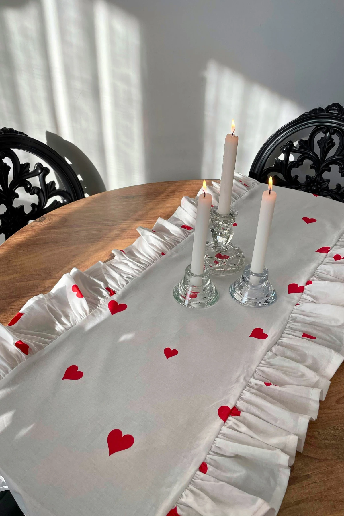 Fırfırlı Kalp Desenli Runner - Kırmızı - 40 x 110