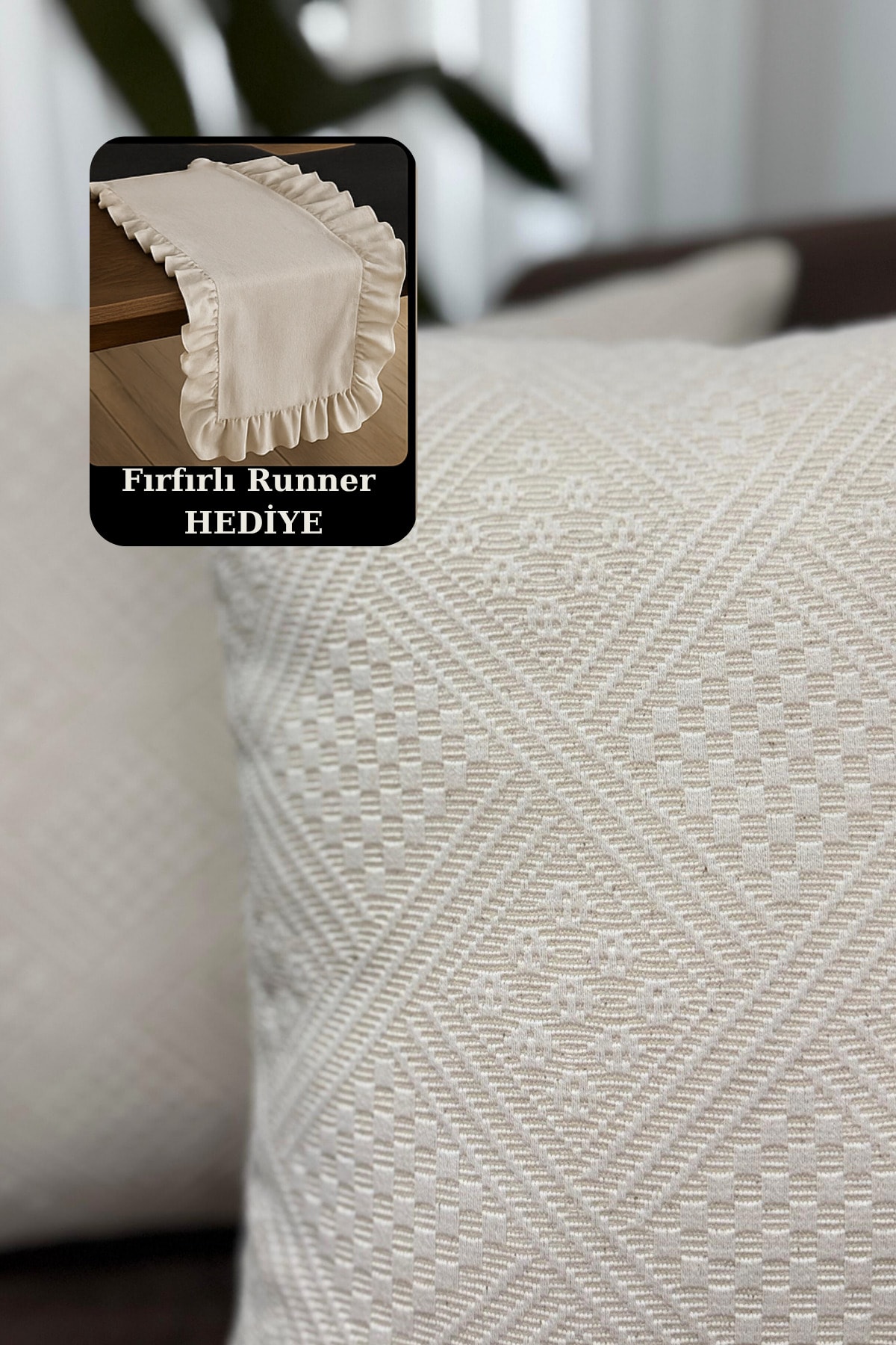 Boho Desen Fırfırlı Runner ve Kırlent Seti (3 Parça) - Ekru - 43 x 43