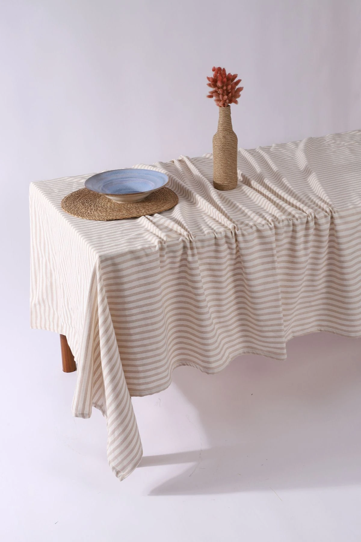 Sütlü Kahve Çizgili Keten Masa Örtüsü - Açık Kahve - 140 x 180