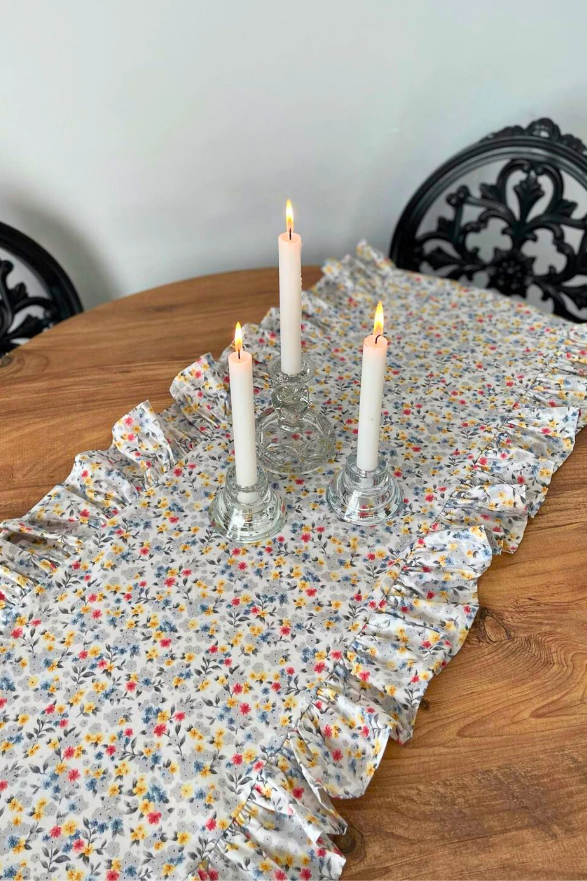 Fırfırlı Çiçek Desenli Runner - Gri - 40 x 110