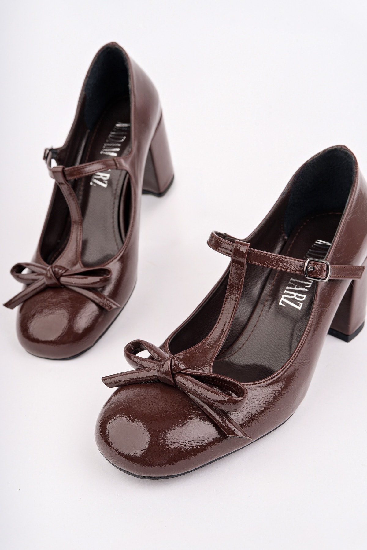 RCP-8802 Fiyonk Detaylı Kemerli Loafer - KAHVE