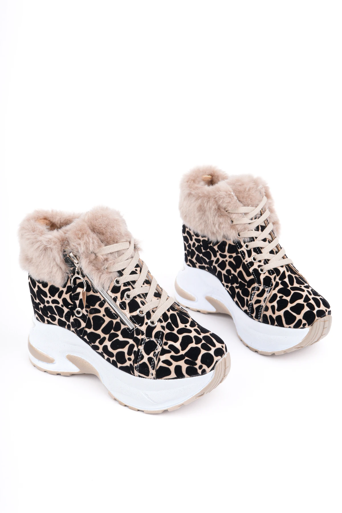 DNR-432 Kürklü Gizli Topuk Bot