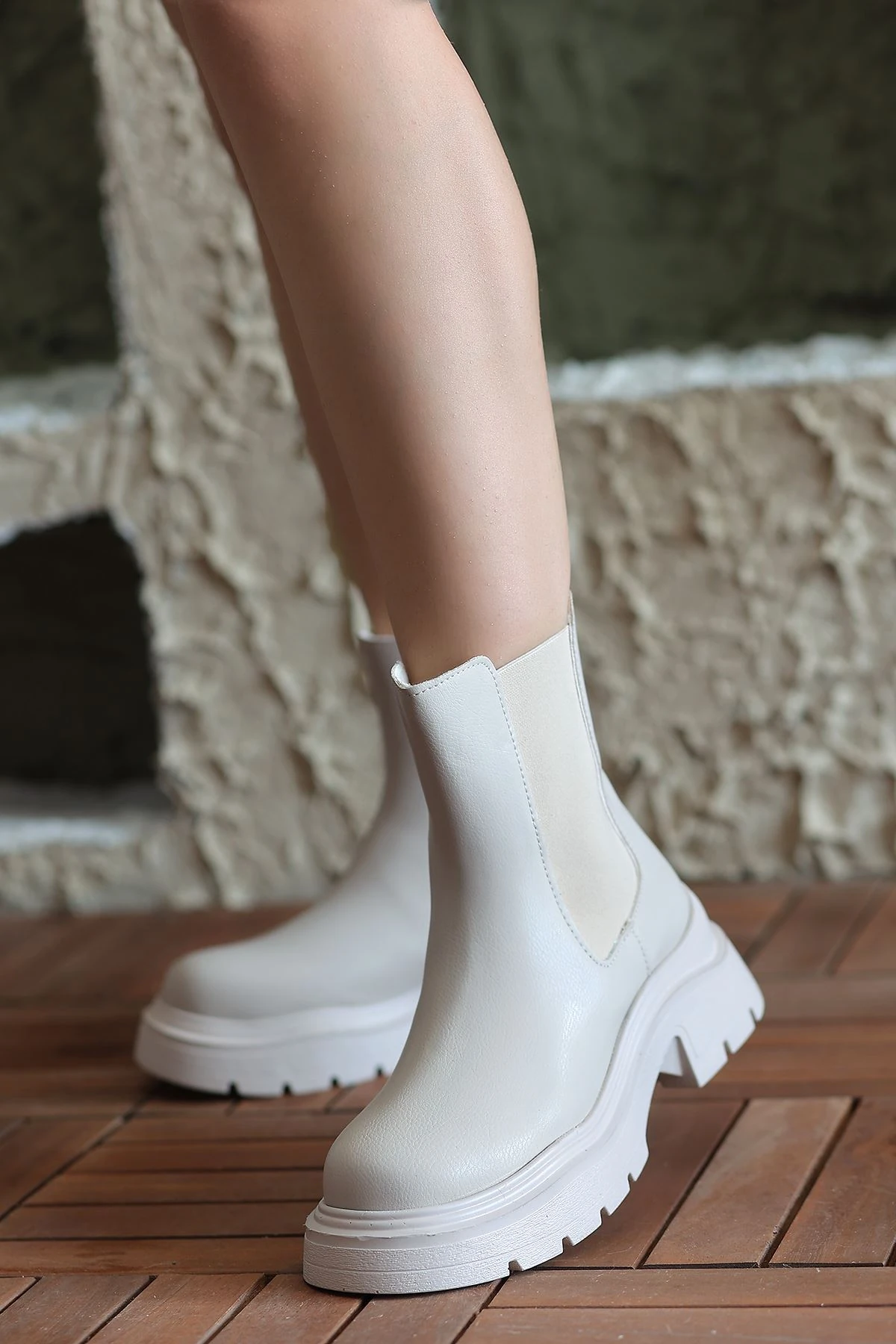 Dvm-101 Düz Taban Lastikli Bot