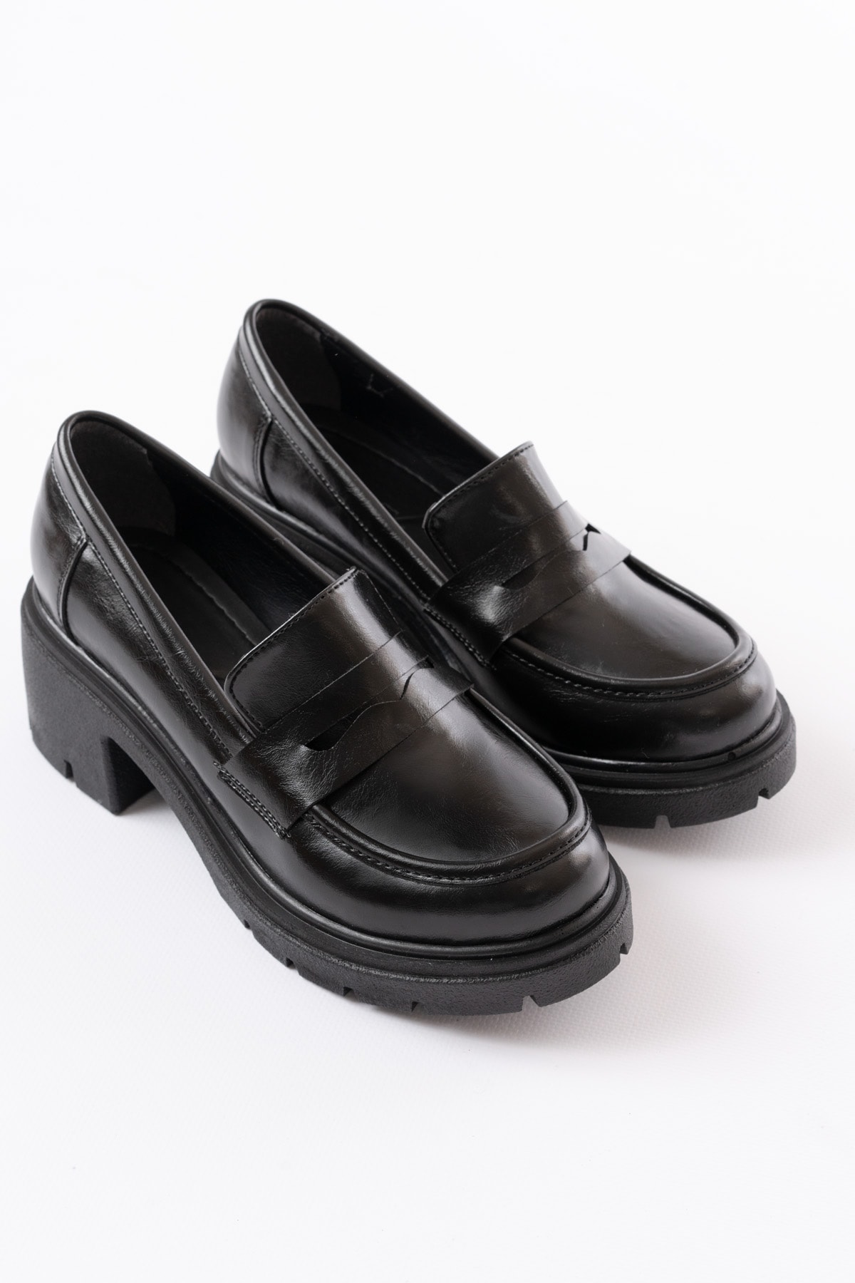 Auren Kalın Topuklu Loafer - SİYAH