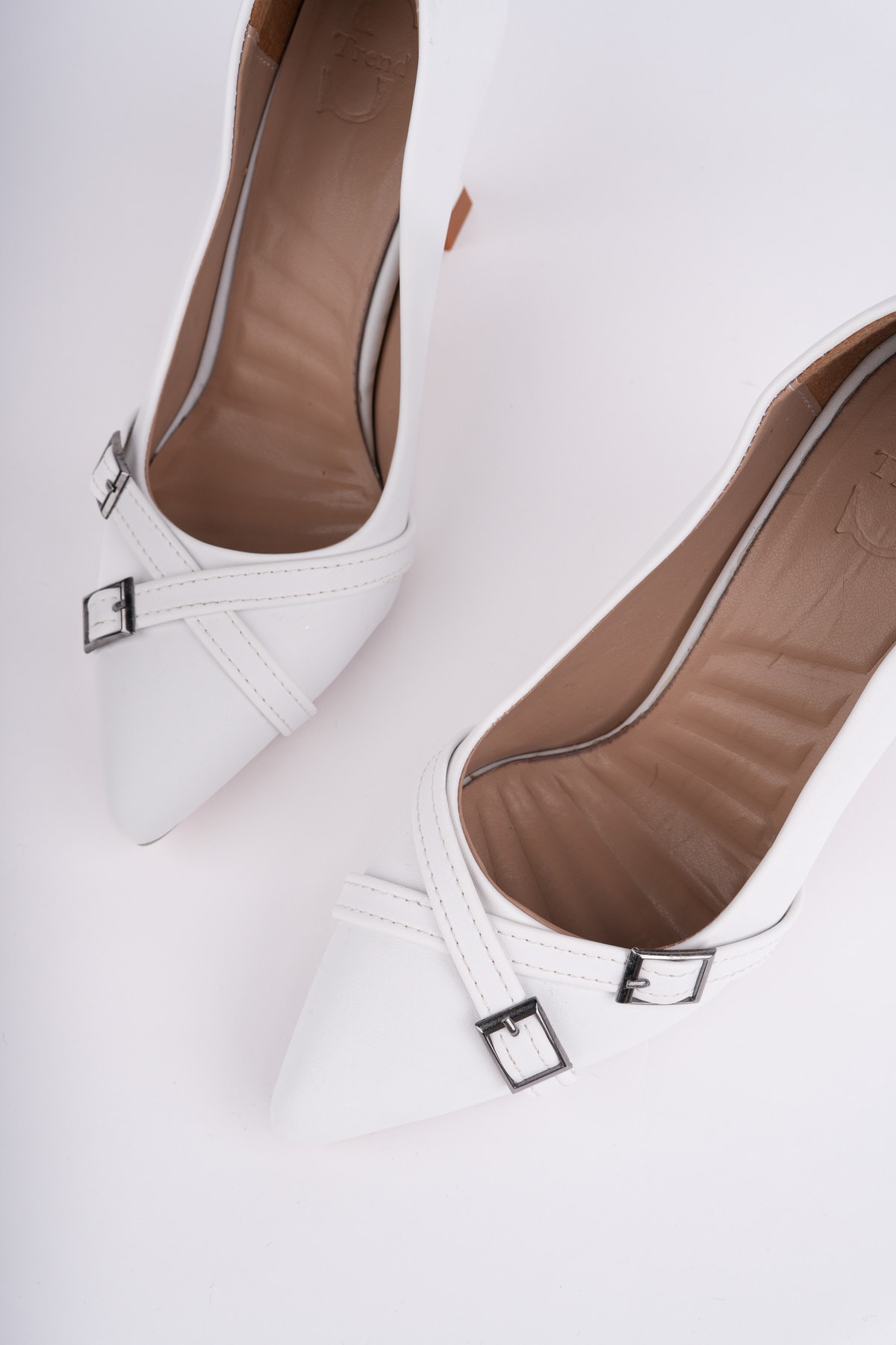 Nathan Çapraz Kemer İnce Topuklu Stiletto - BEYAZ