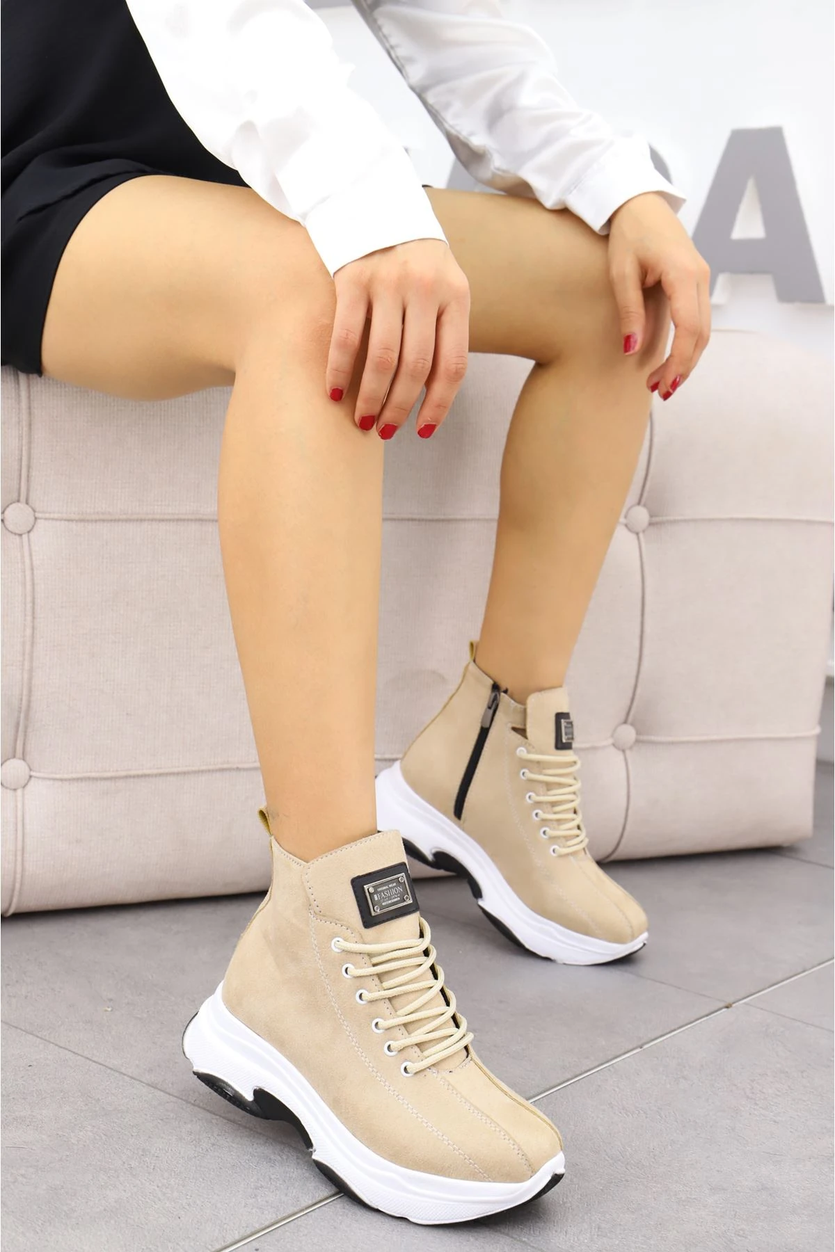 Mark Armalı Bağcıklı Spor Bot