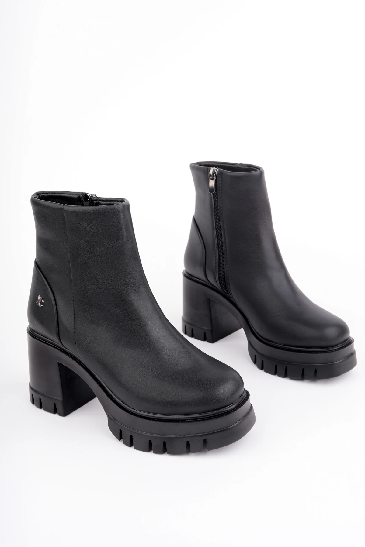 KCL-902 Kalın Topuk Fermuarlı Bot