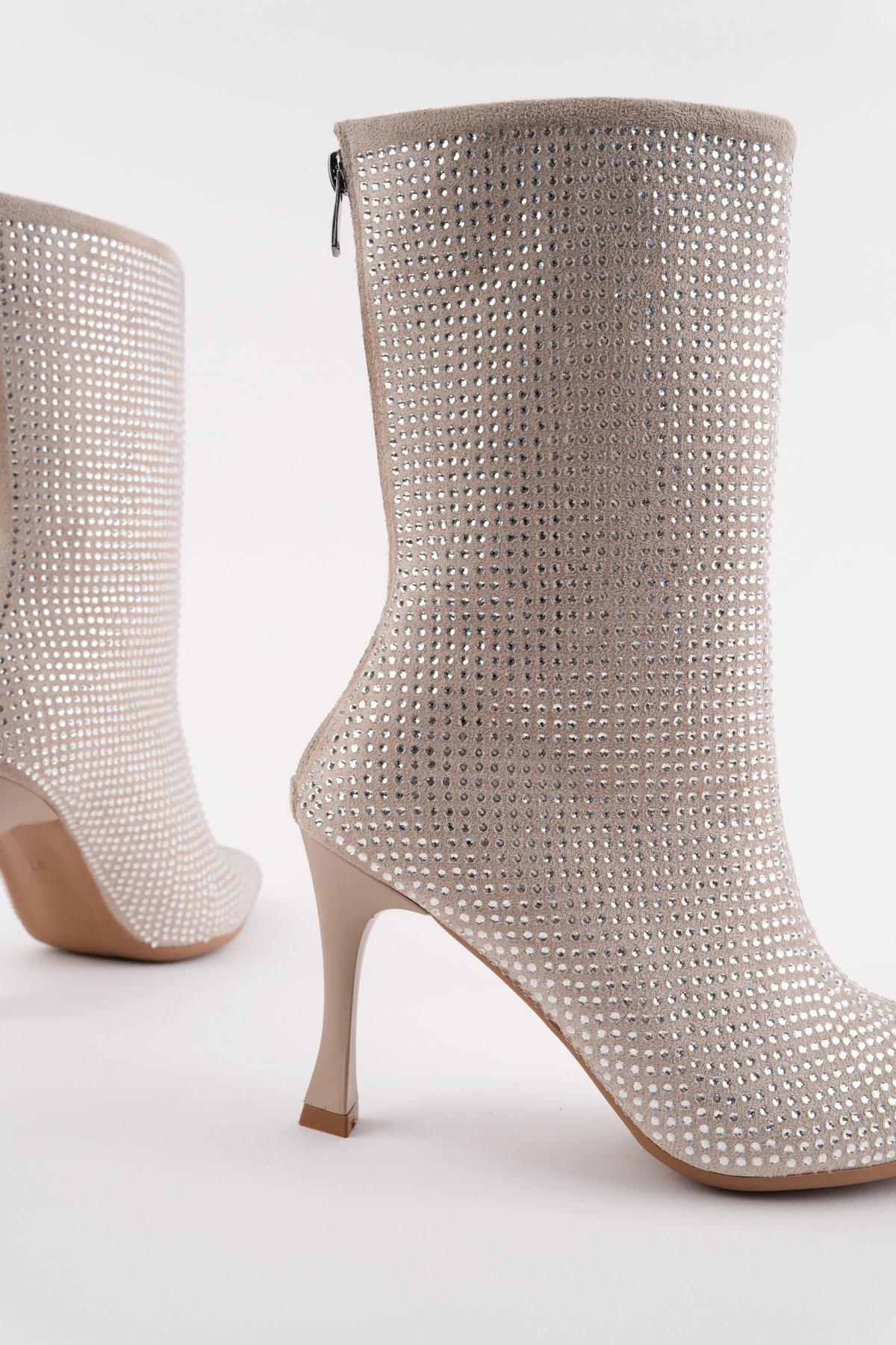 BLN-801 Full Taşlı İnce Topuk  Bot - BEJ