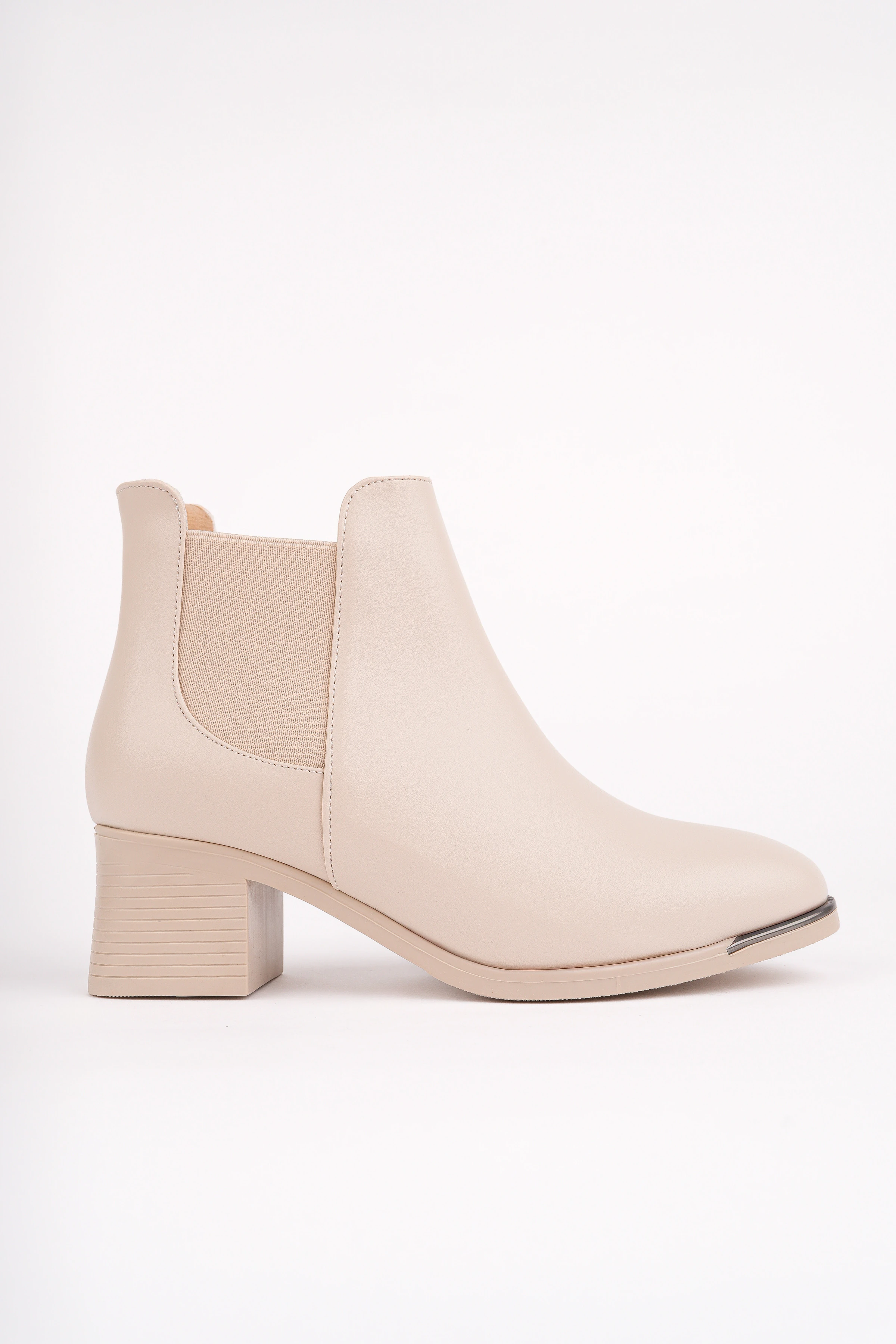 CLN-053 Kalın Topuklu Lastikli Bot