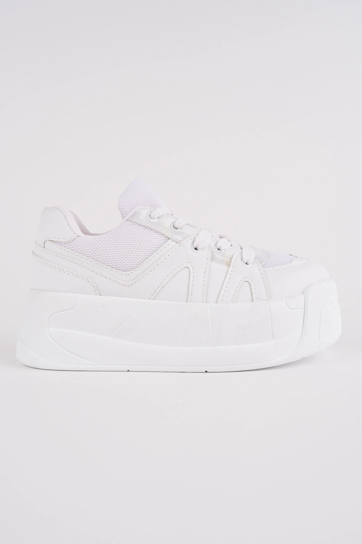 KCL-192 Kalın Tabanlı Bağcıklı Spor - BEYAZ