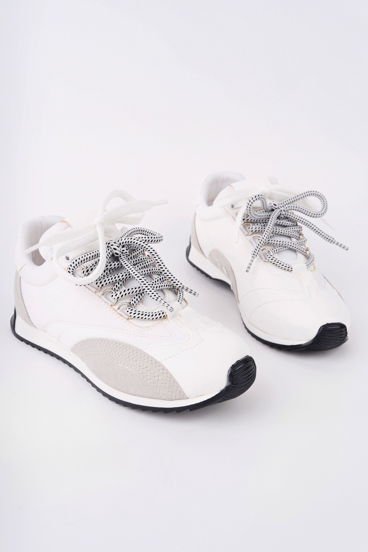 PRS-186 Bağcıklı Düz Taban Spor - BEYAZ