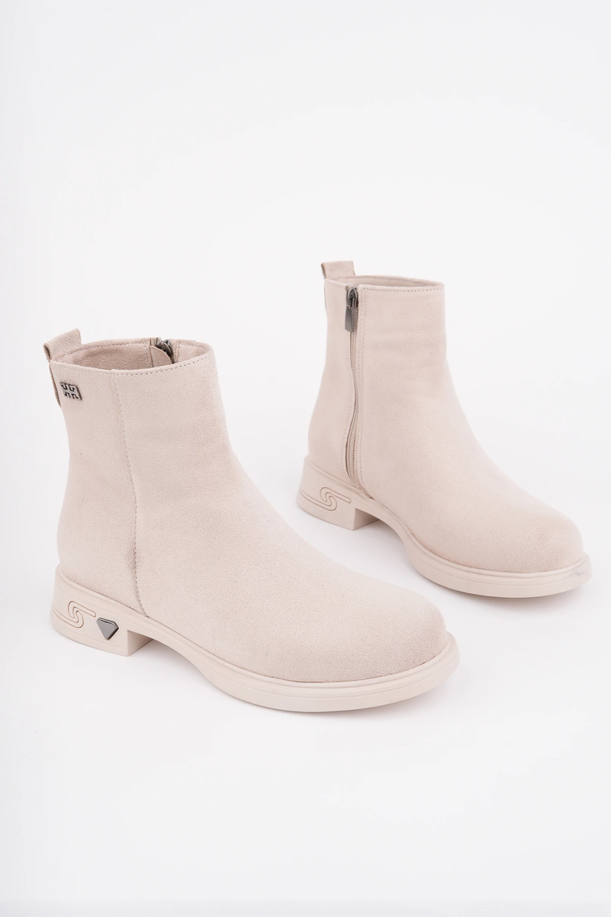 BLN-300 Fermuarlı Düz Taban Bot