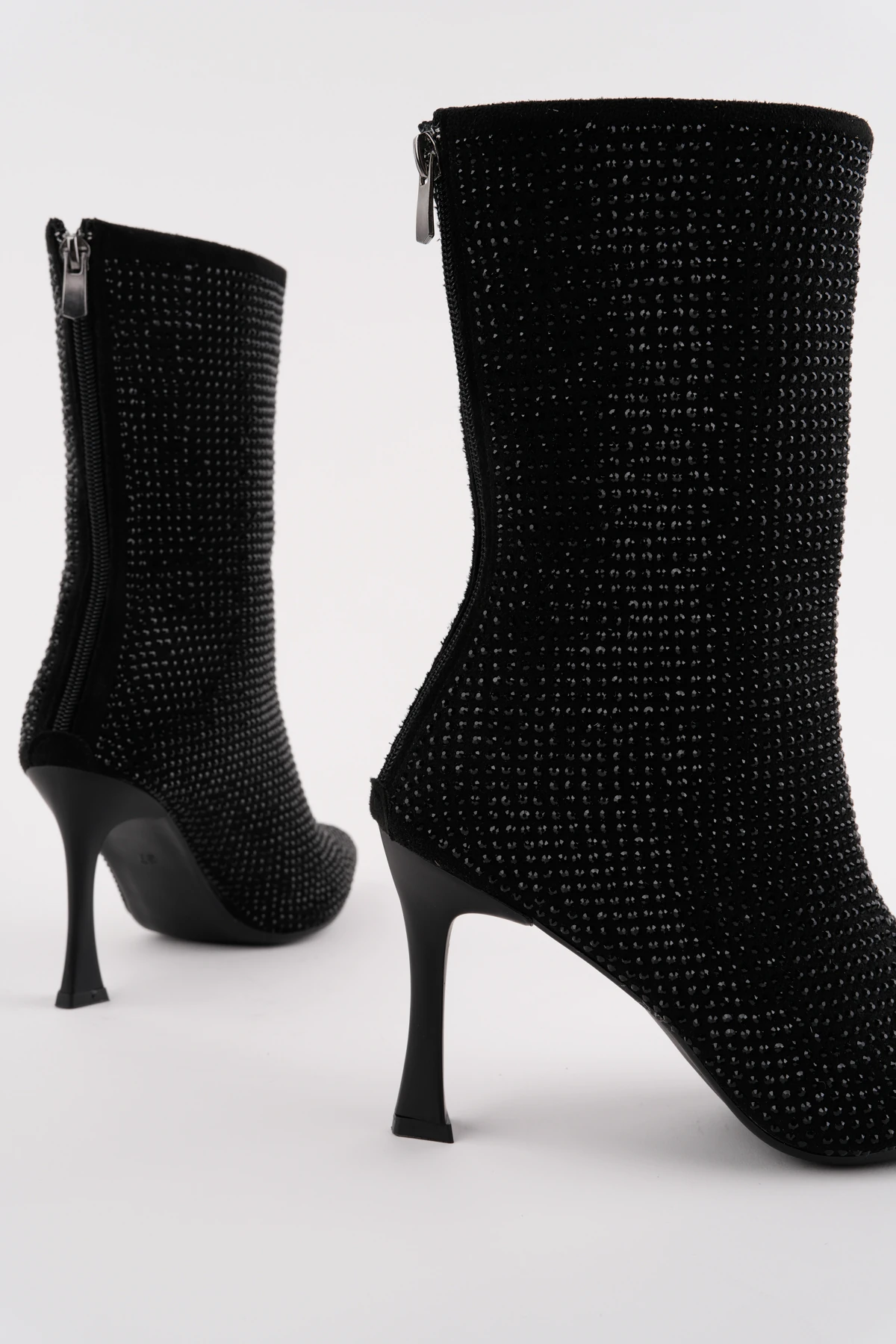 BLN-801 Full Taşlı İnce Topuk  Bot - SİYAH