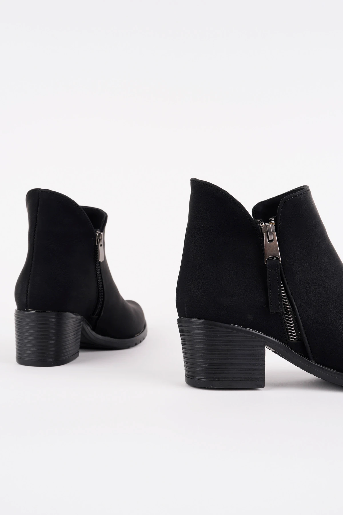 BLN-250 Fermuarlı Termo Taban Bot - SİYAH MAT DERİ