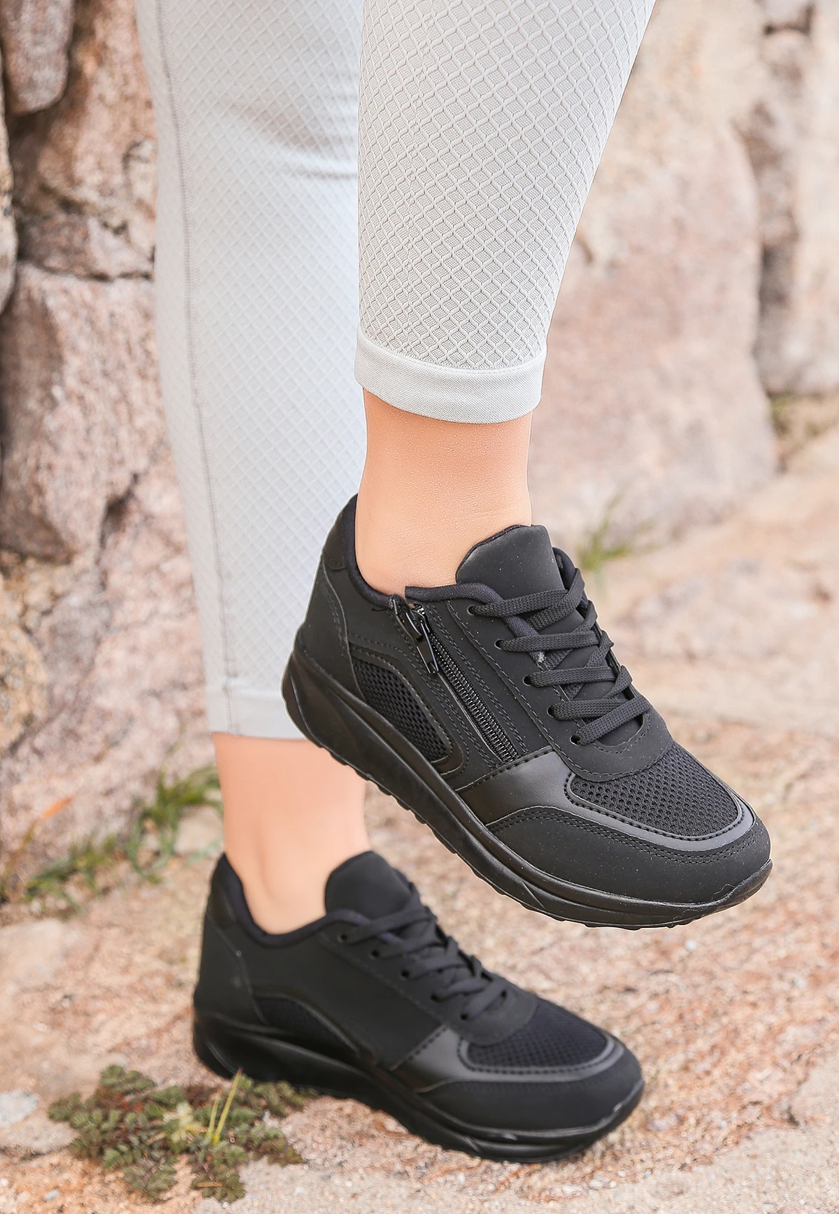 Grant Fermuar Detaylı Spor Ayakkabı