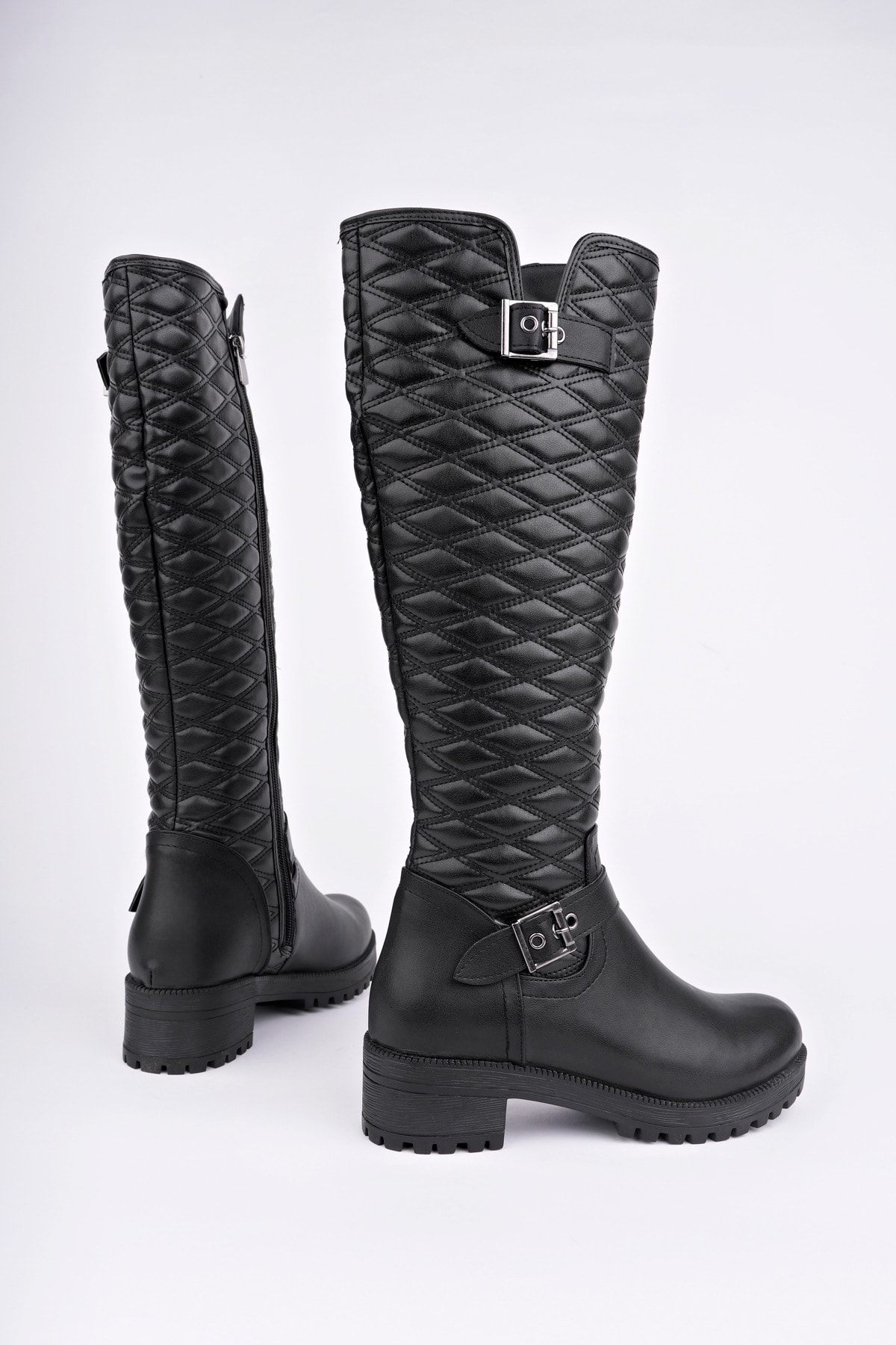 BLN-609 Kapitone Desenli Çizme - SİYAH