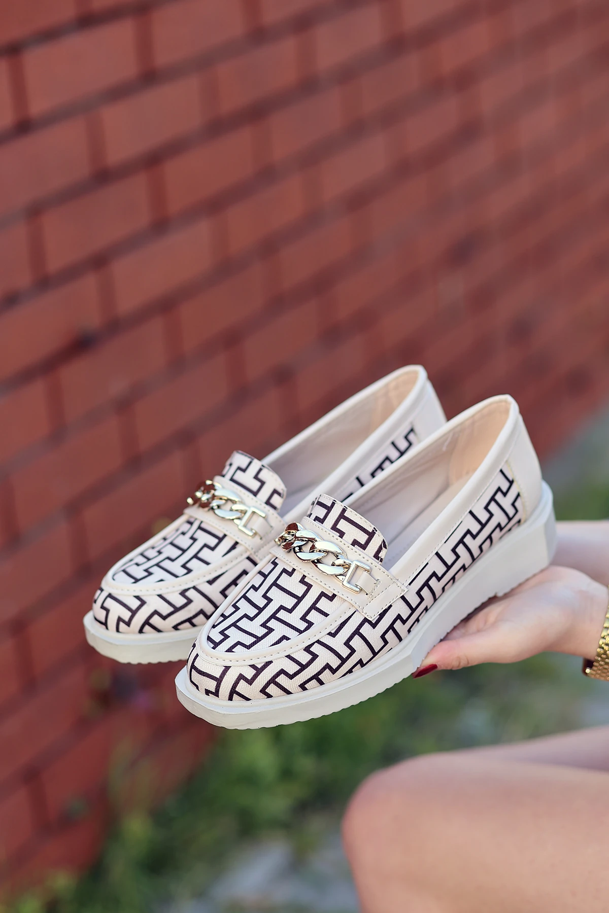 Samsa Düz Taban Desenli Babet - BEJ