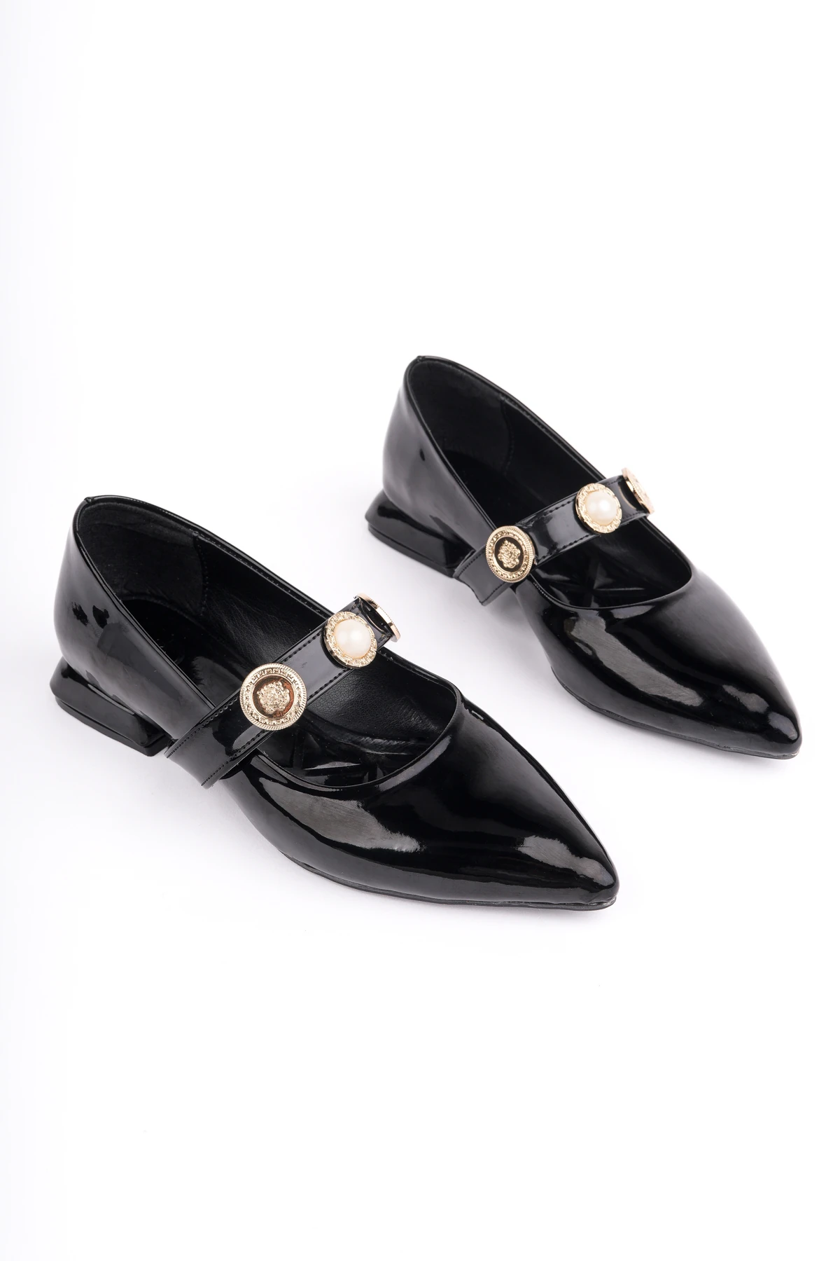 William İnci Tokalı Kemerli Babet - SİYAH RUGAN