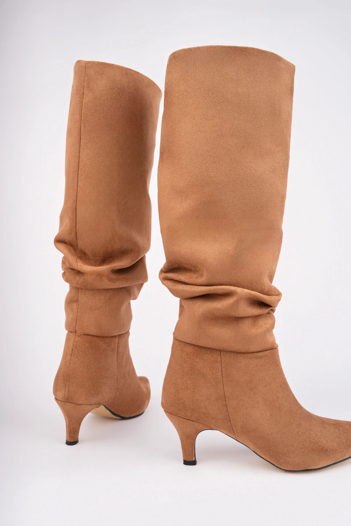 SLÇ-107 İnce Topuk Körüklü Çizme