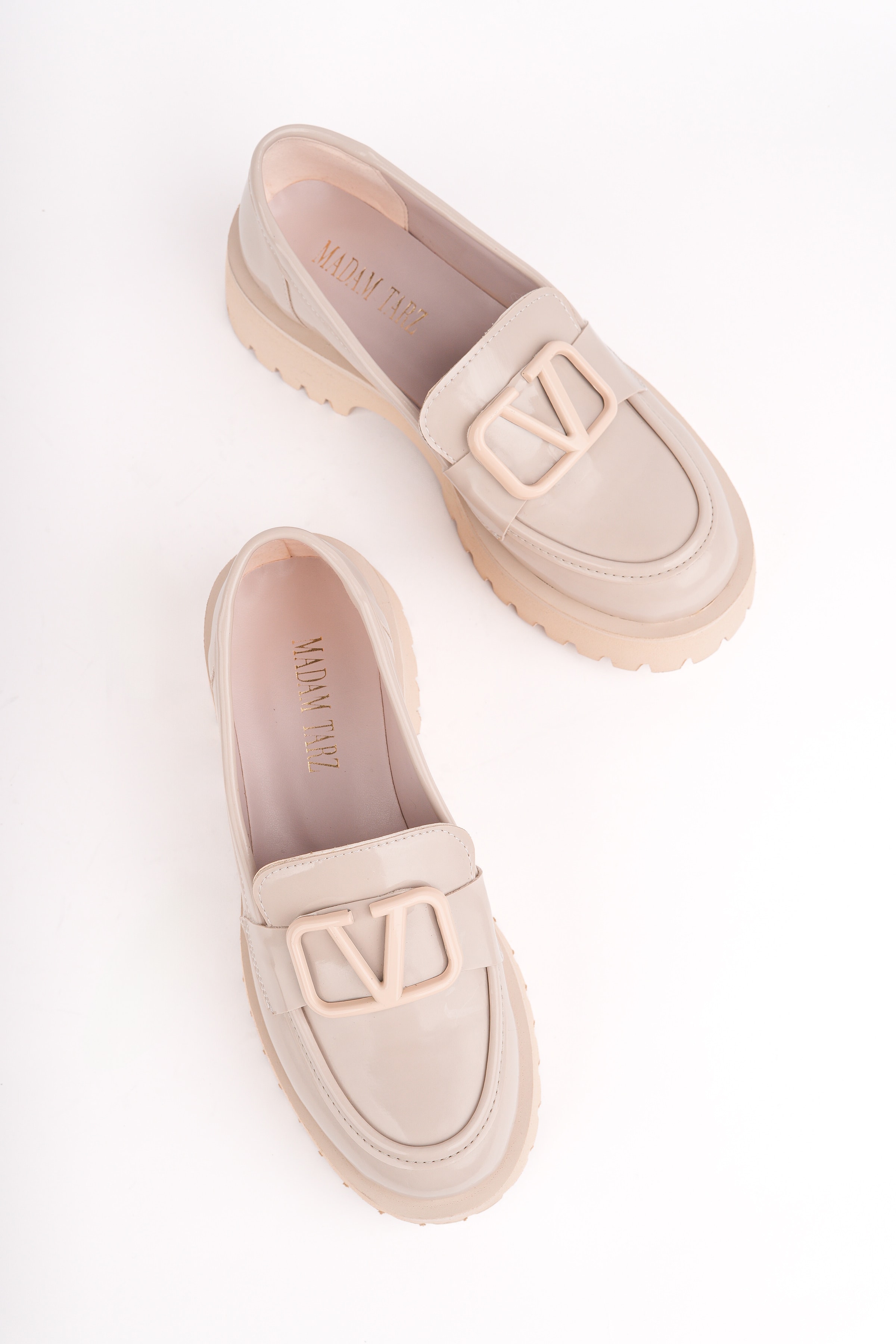 MHD-505 Kalın Taban V Tokalı Loafer - BEJ RUGAN