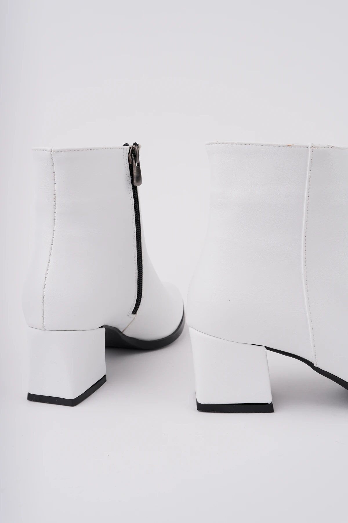 Javier Kalın Topuklu Fermuarlı Bot