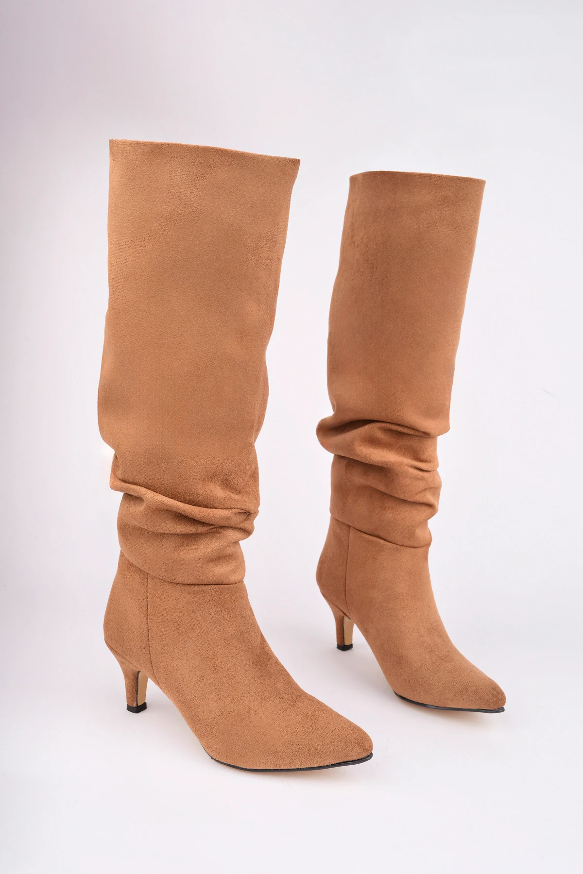 SLÇ-107 İnce Topuk Körüklü Çizme
