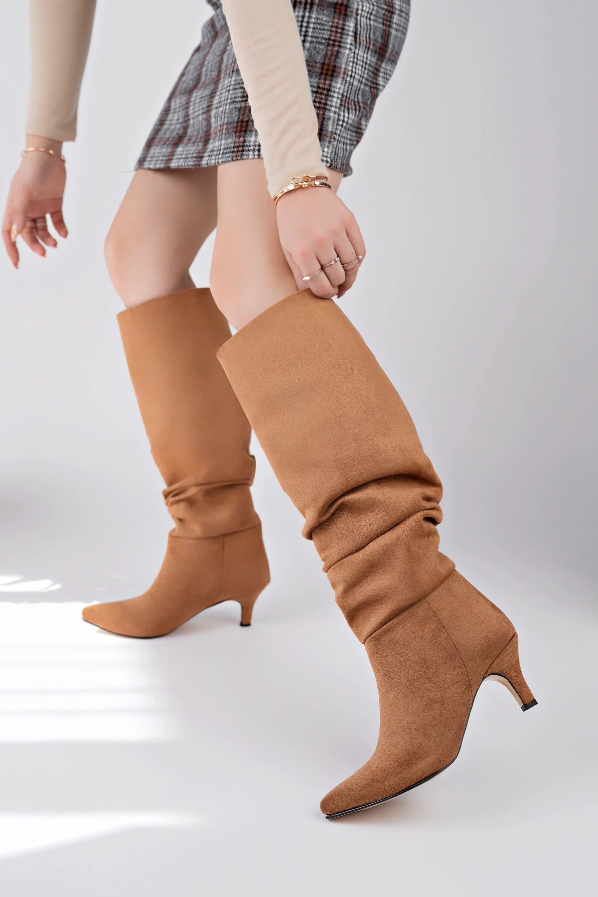 SLÇ-107 İnce Topuk Körüklü Çizme
